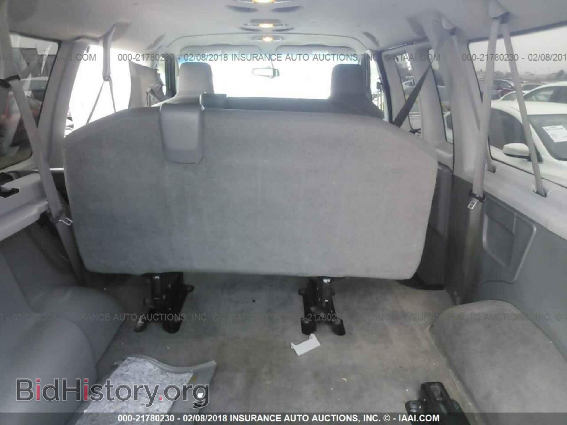 2013 Ford Econoline - VIN: 1FBNE3BL4DDA62178 - Photo 8