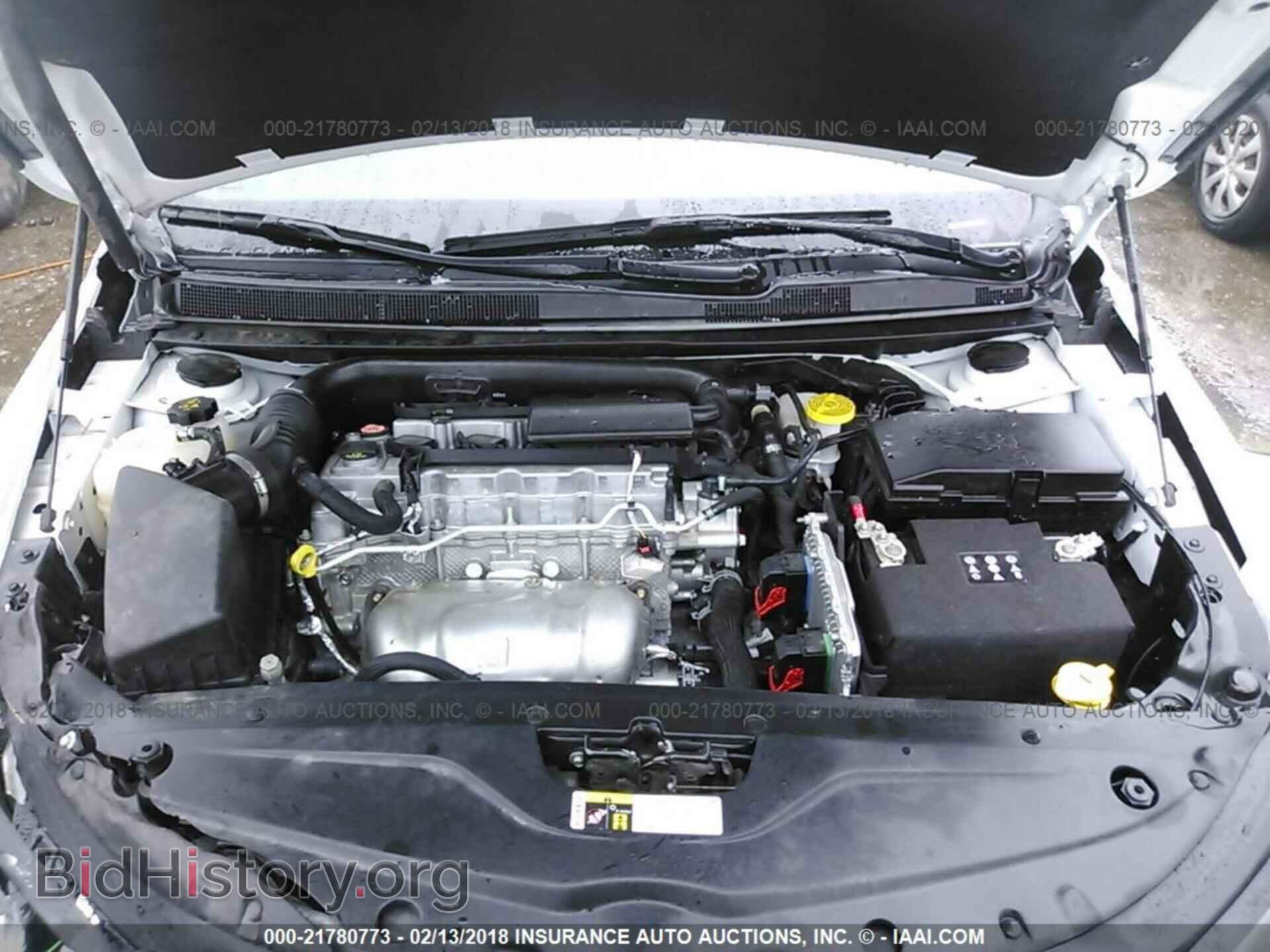 2017 Chrysler 200 - VIN: 1C3CCCFB4HN502348 - Фото 10