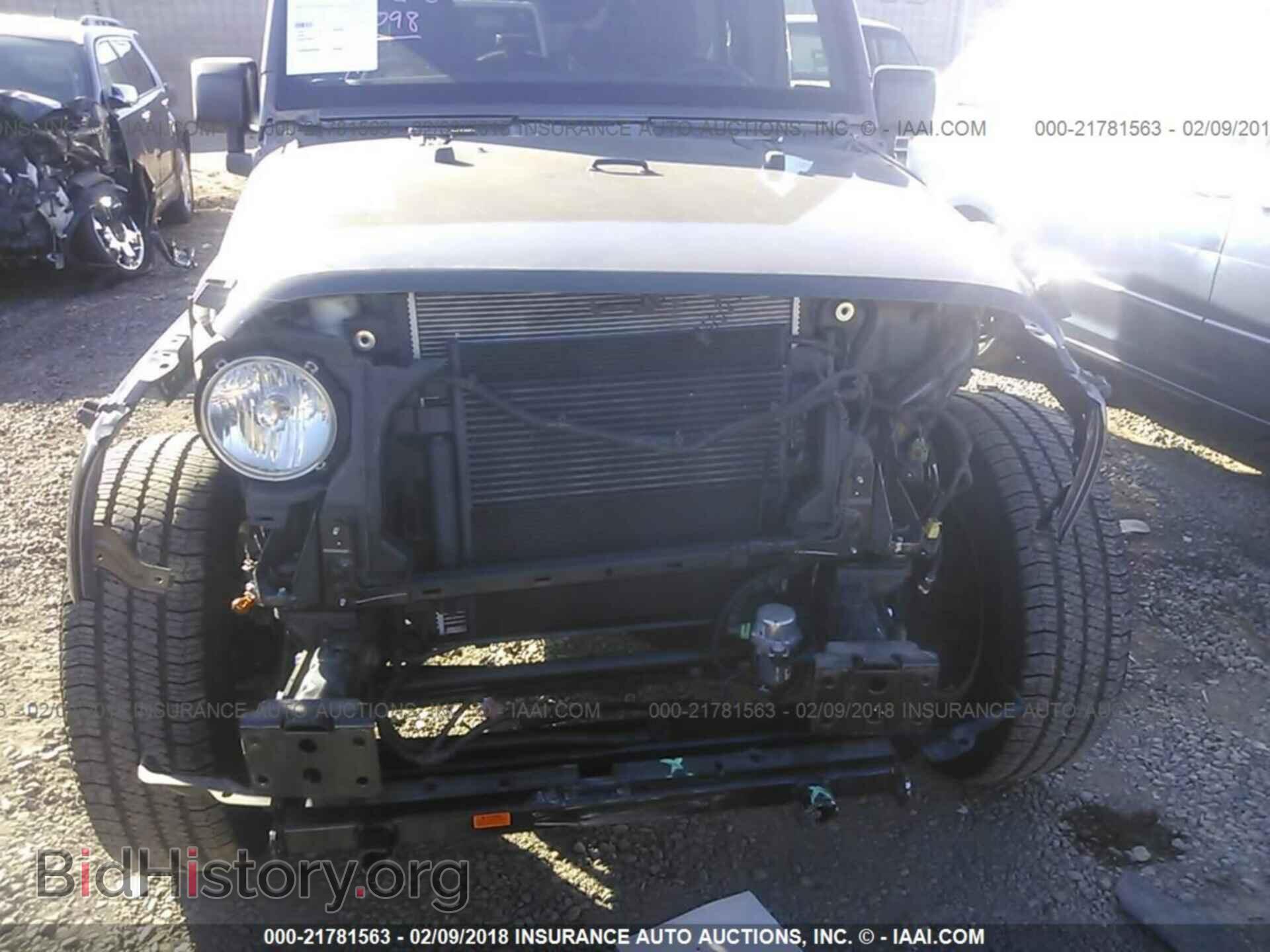 2016 Jeep Wrangler - VIN: 1C4BJWDG4GL298917 - Фото 6