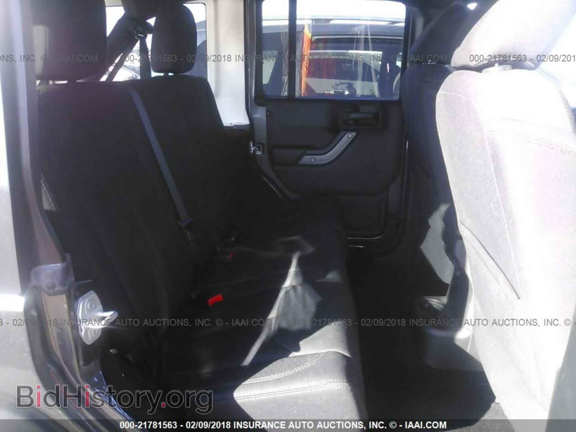 2016 Jeep Wrangler - VIN: 1C4BJWDG4GL298917 - Фото 8