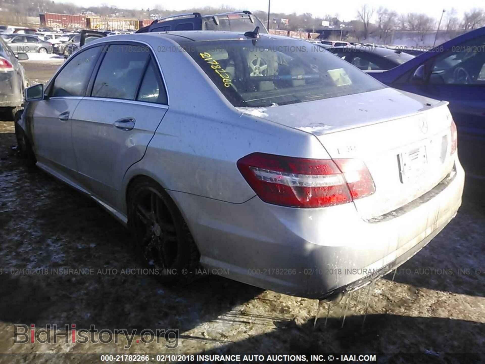 2011 Mercedes-benz E - VIN: WDDHF8HB7BA441942 - Фото 3