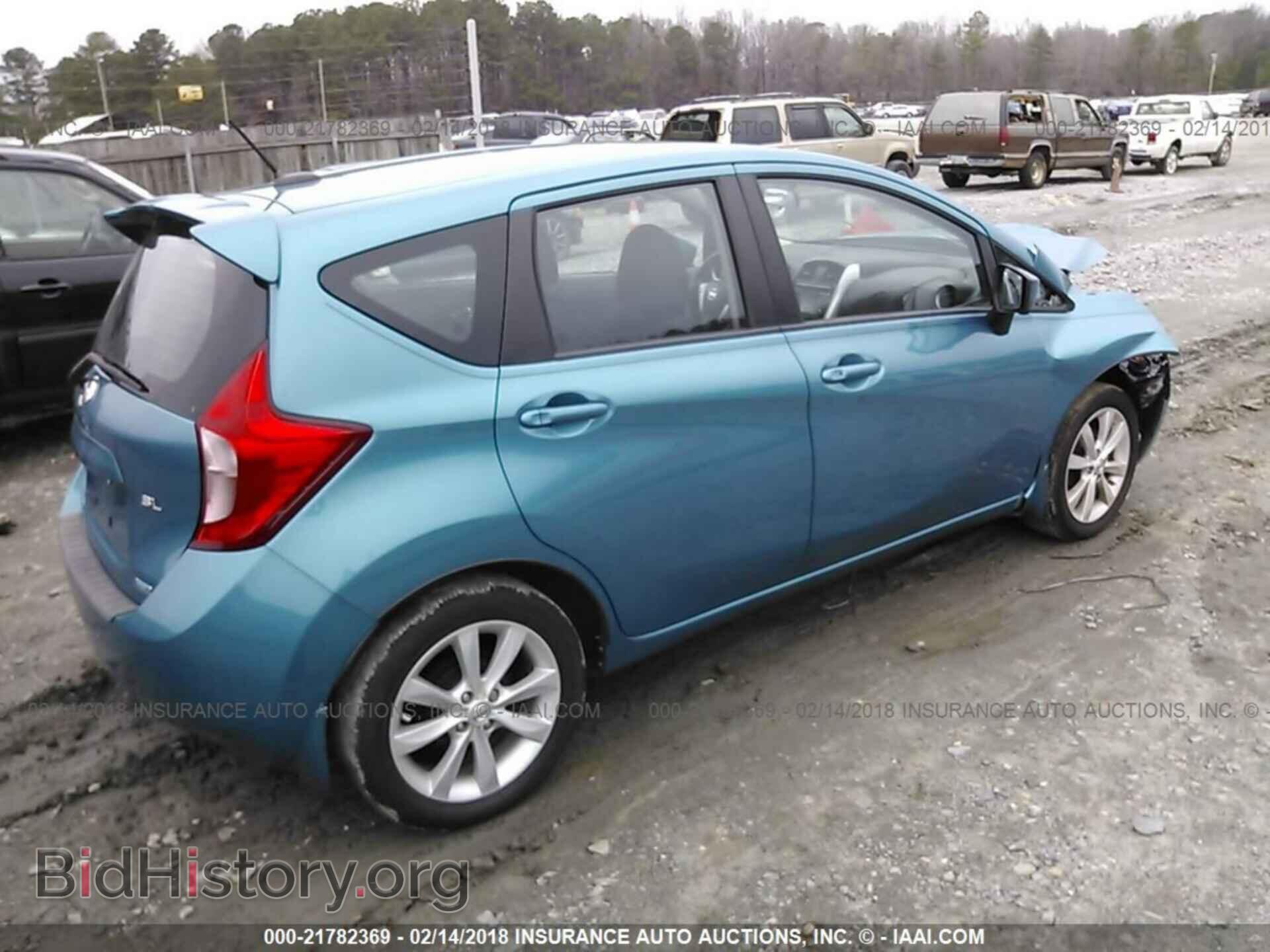 2015 Nissan Versa note - VIN: 3N1CE2CP1FL372528 - Фото 4