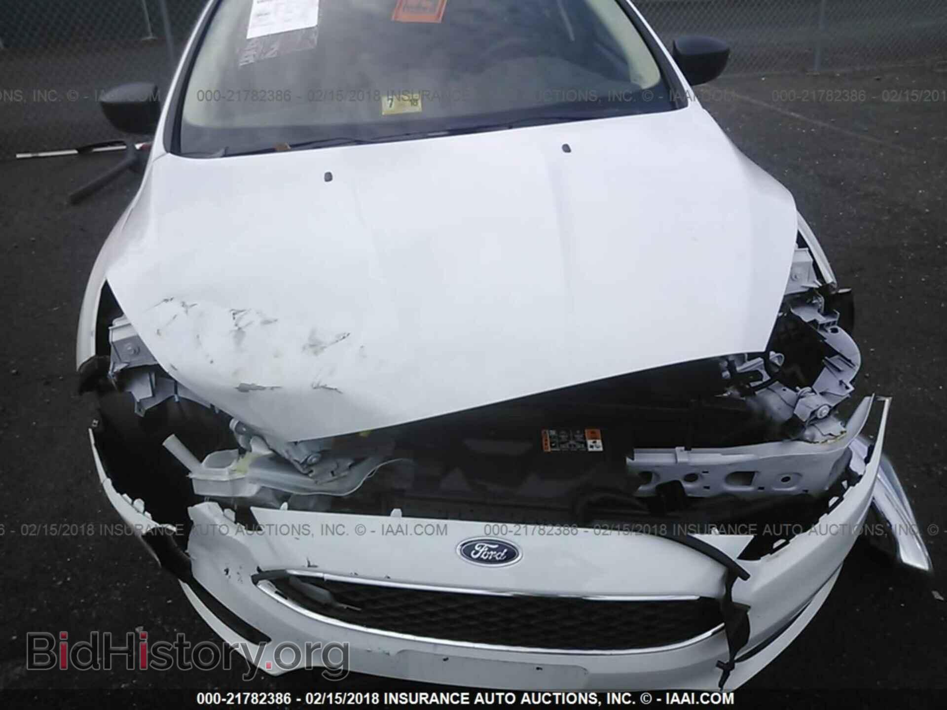 2017 Ford Focus - VIN: 1FADP3E29HL302248 - Photo 6