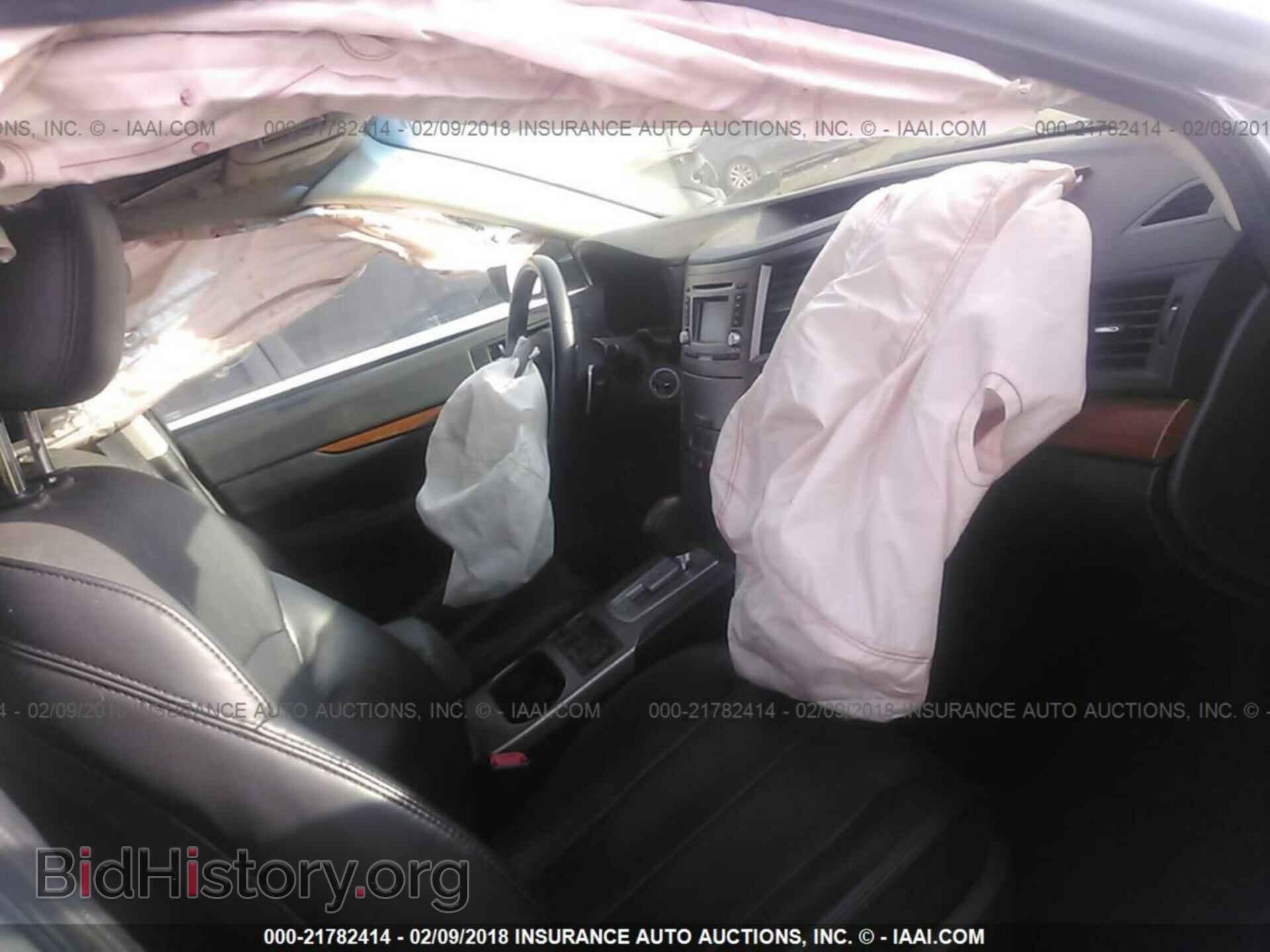 2014 Subaru Outback - VIN: 4S4BRBLC4E3325803 - Photo 5