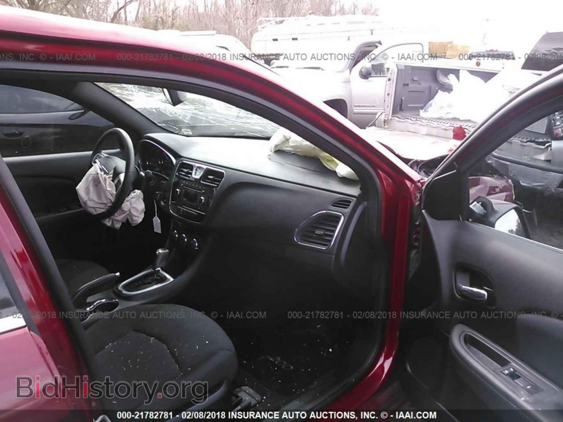 2013 Chrysler 200 - VIN: 1C3CCBBB2DN631750 - Photo 5