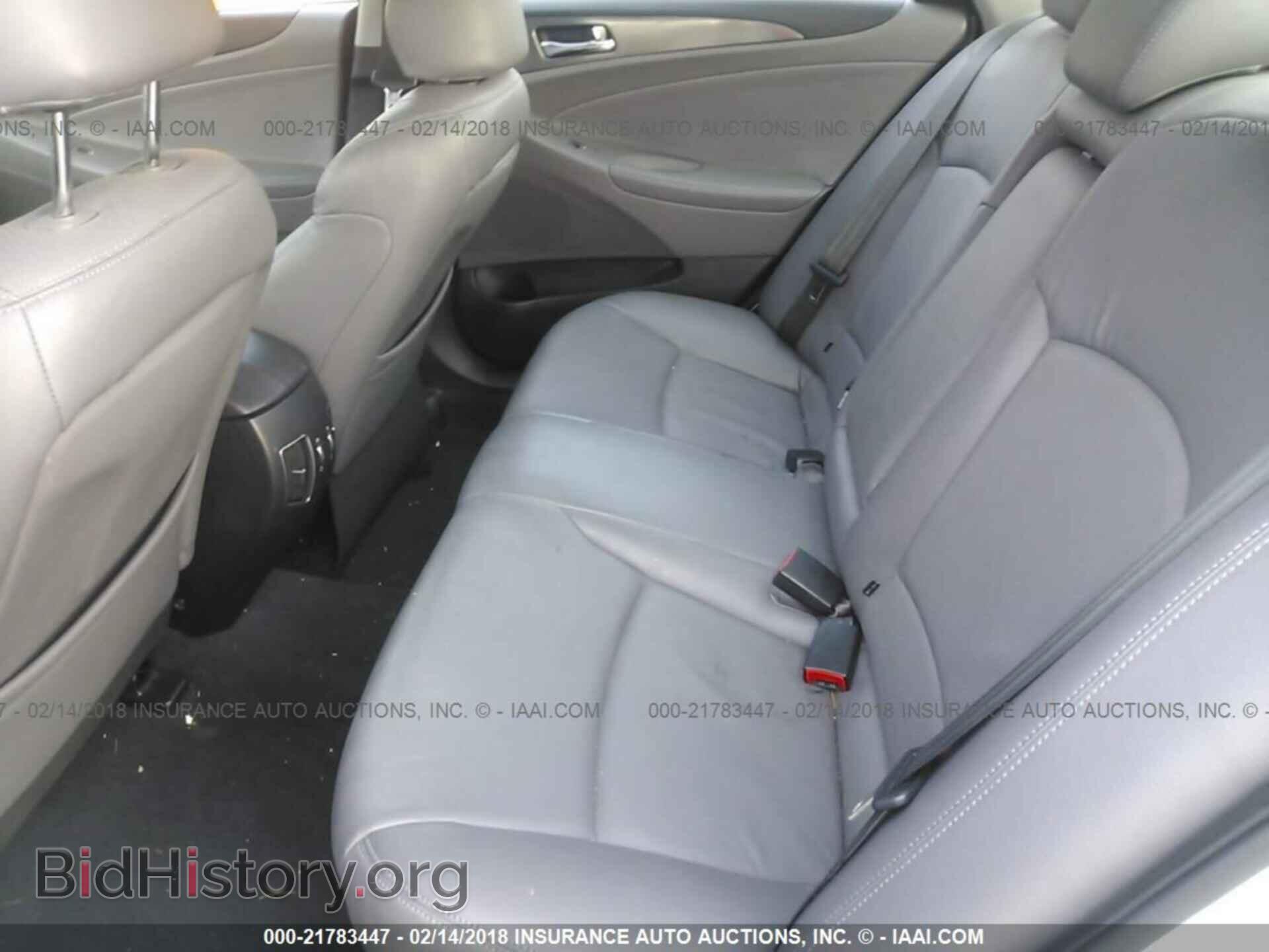 2012 Hyundai Sonata - VIN: KMHEC4A49CA046474 - Photo 8