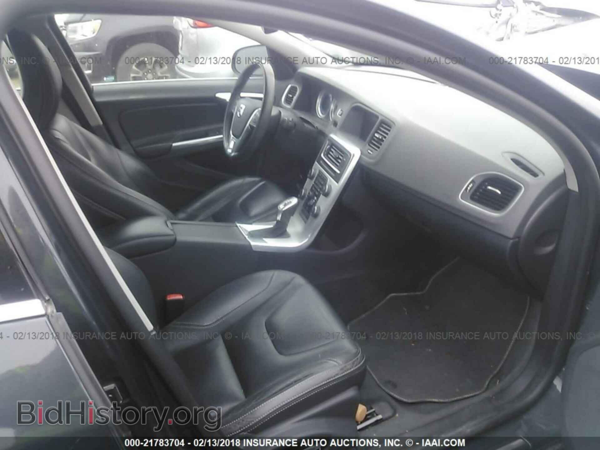 2013 Volvo S60 - VIN: YV1902FH1D2182425 - Photo 5