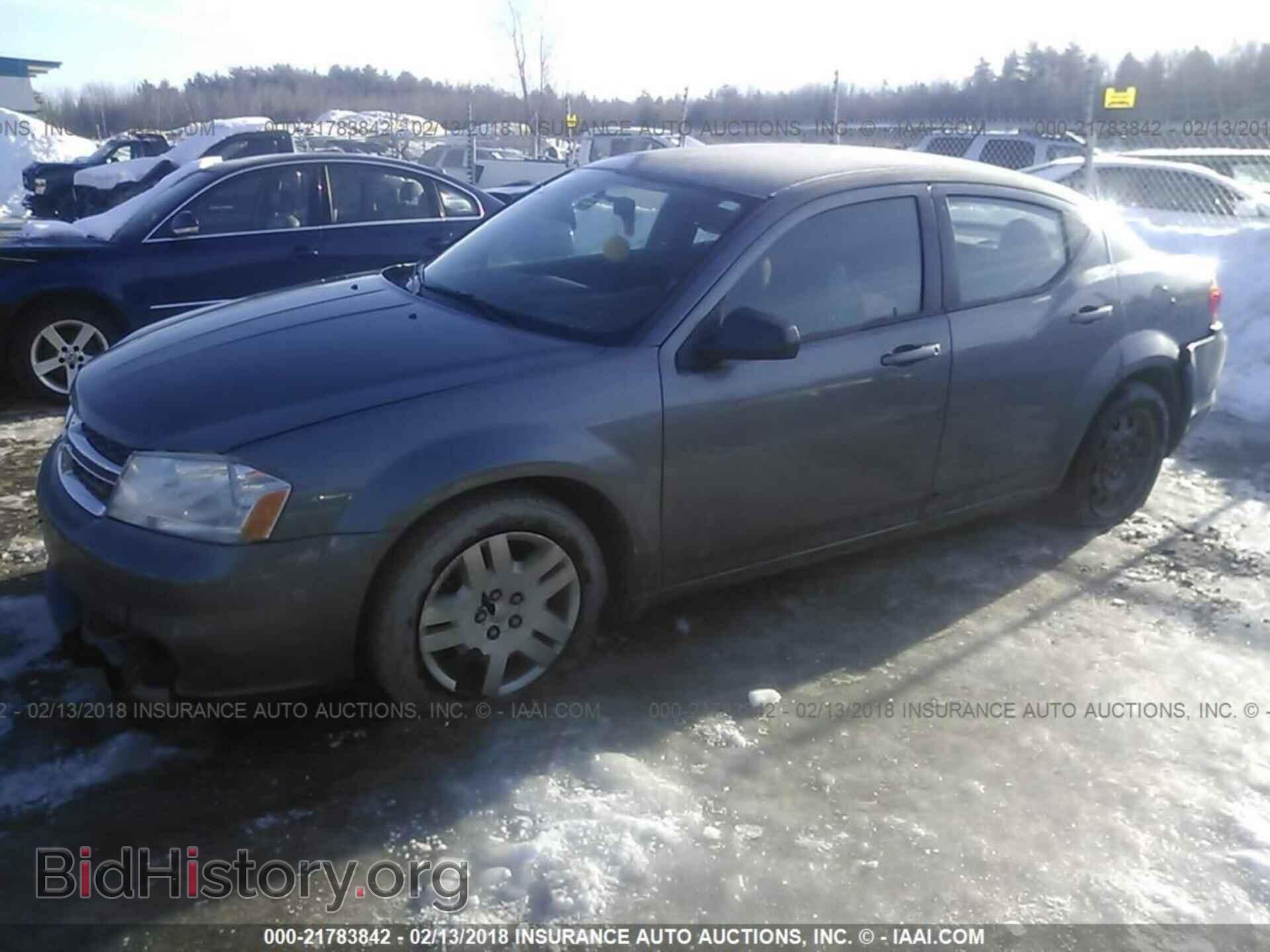 2011 Dodge Avenger - VIN: 1B3BD4FB5BN621237 - Photo 2