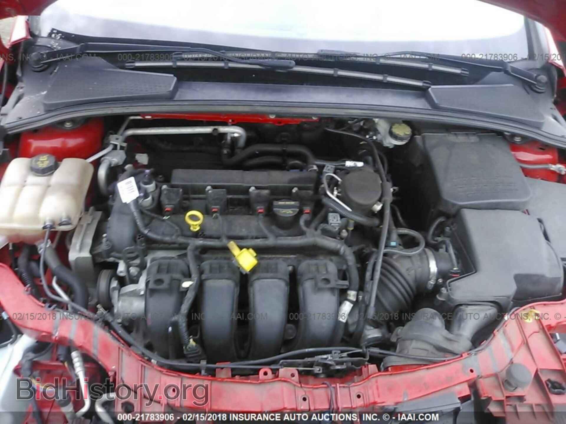 2014 Ford Focus - VIN: 1FADP3F24EL271887 - Photo 10