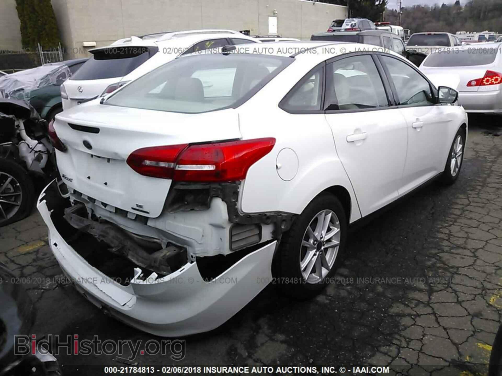 2016 Ford Focus - VIN: 1FADP3F26GL277015 - Фото 4