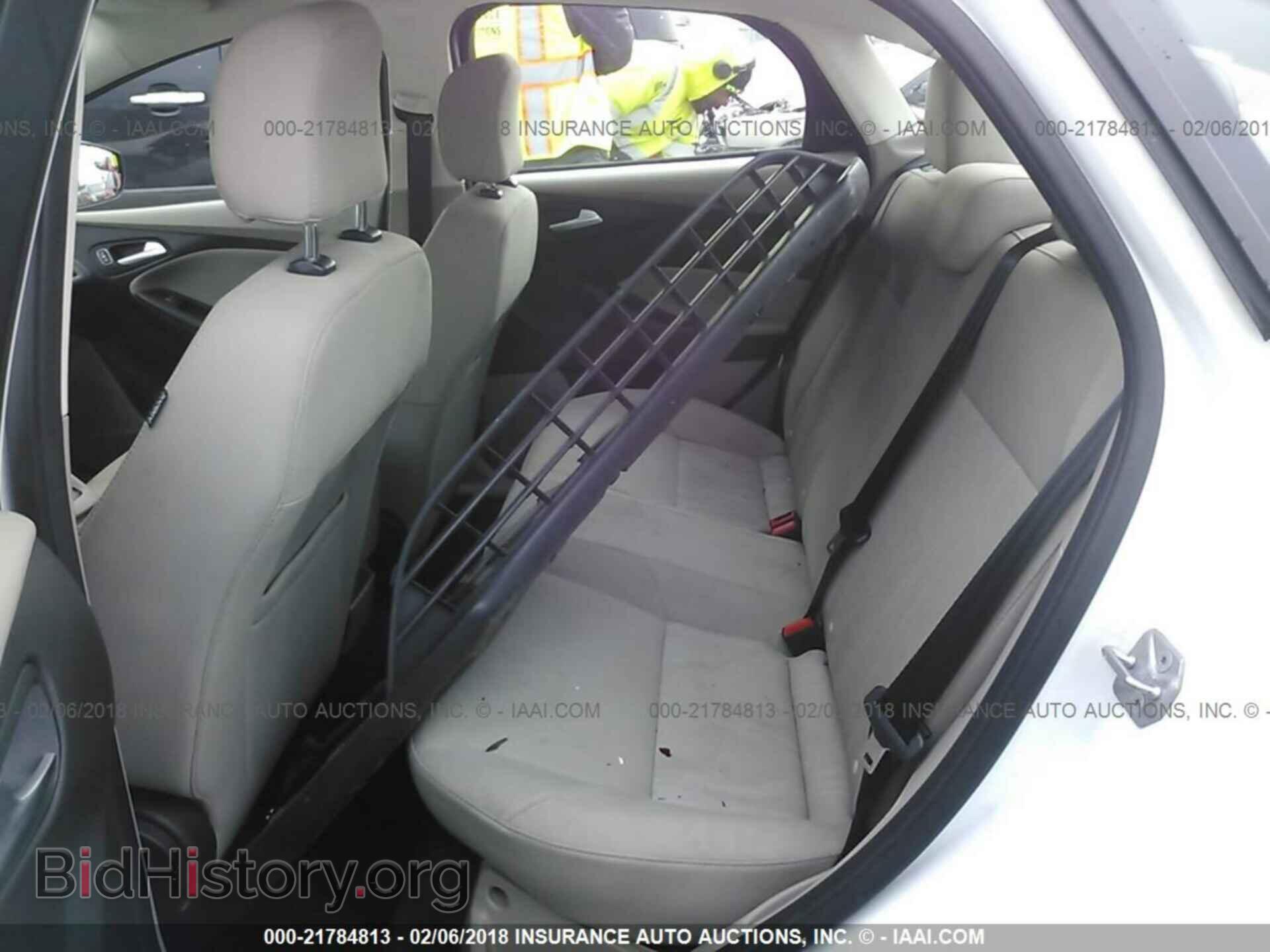 2016 Ford Focus - VIN: 1FADP3F26GL277015 - Фото 8