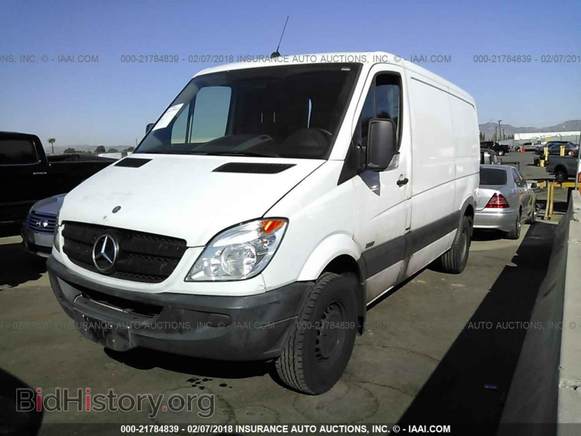 2013 Mercedes-benz Sprinter - VIN: WD3PE7CC0D5765971 - Фото 2