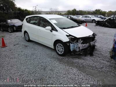 2012 Toyota PRIUS V, white — VIN JTDZN3EU5C3058582, IAAI