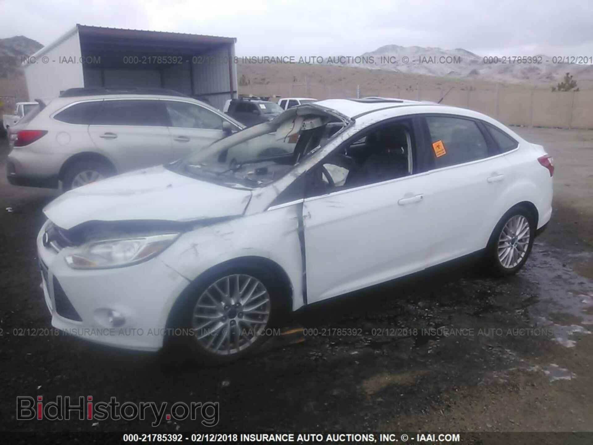 2012 Ford Focus - VIN: 1FAHP3H24CL168223 - Фото 2