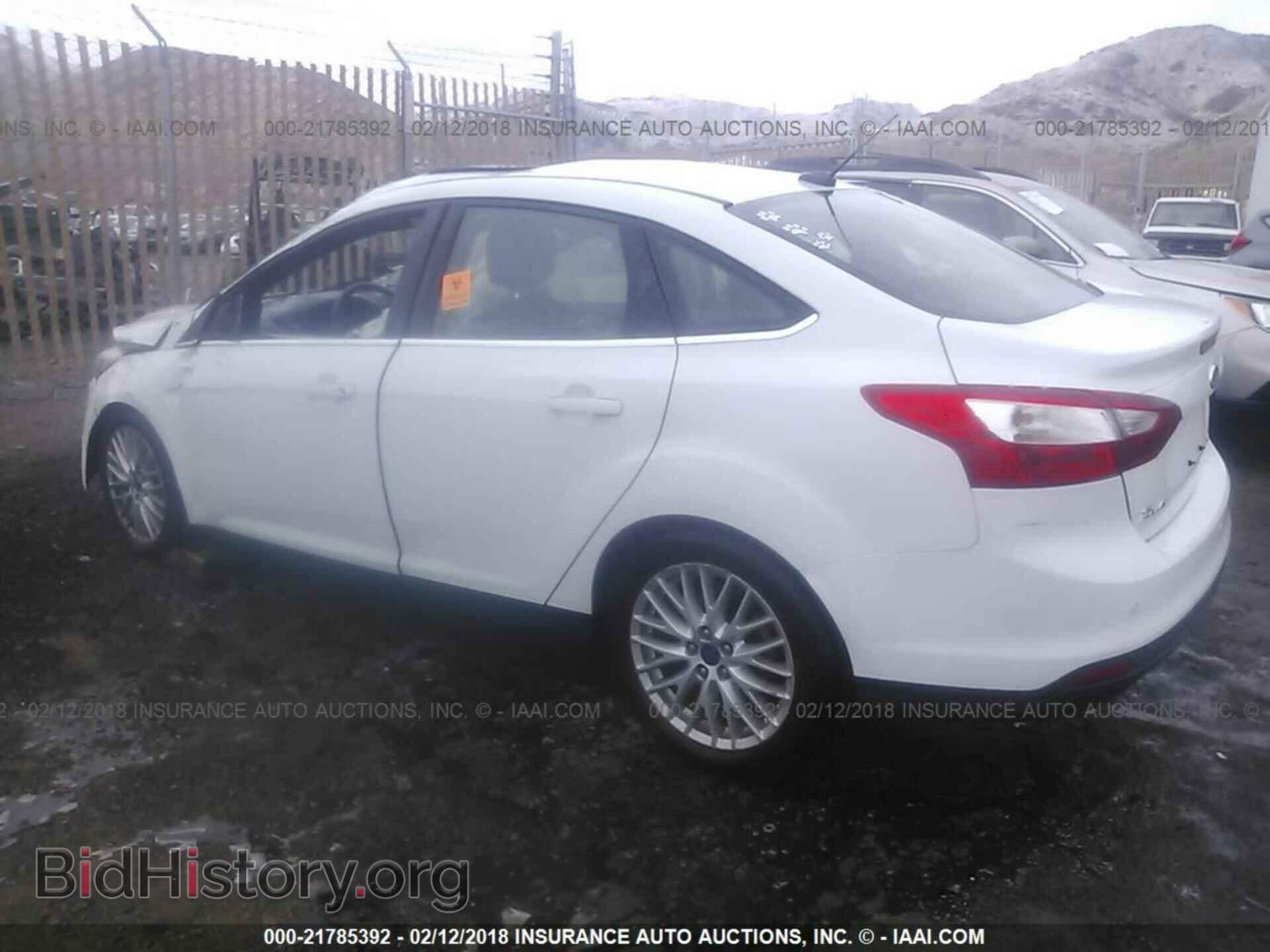 2012 Ford Focus - VIN: 1FAHP3H24CL168223 - Фото 3