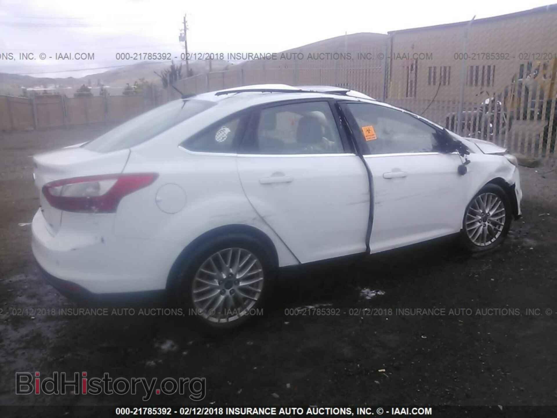 2012 Ford Focus - VIN: 1FAHP3H24CL168223 - Фото 4