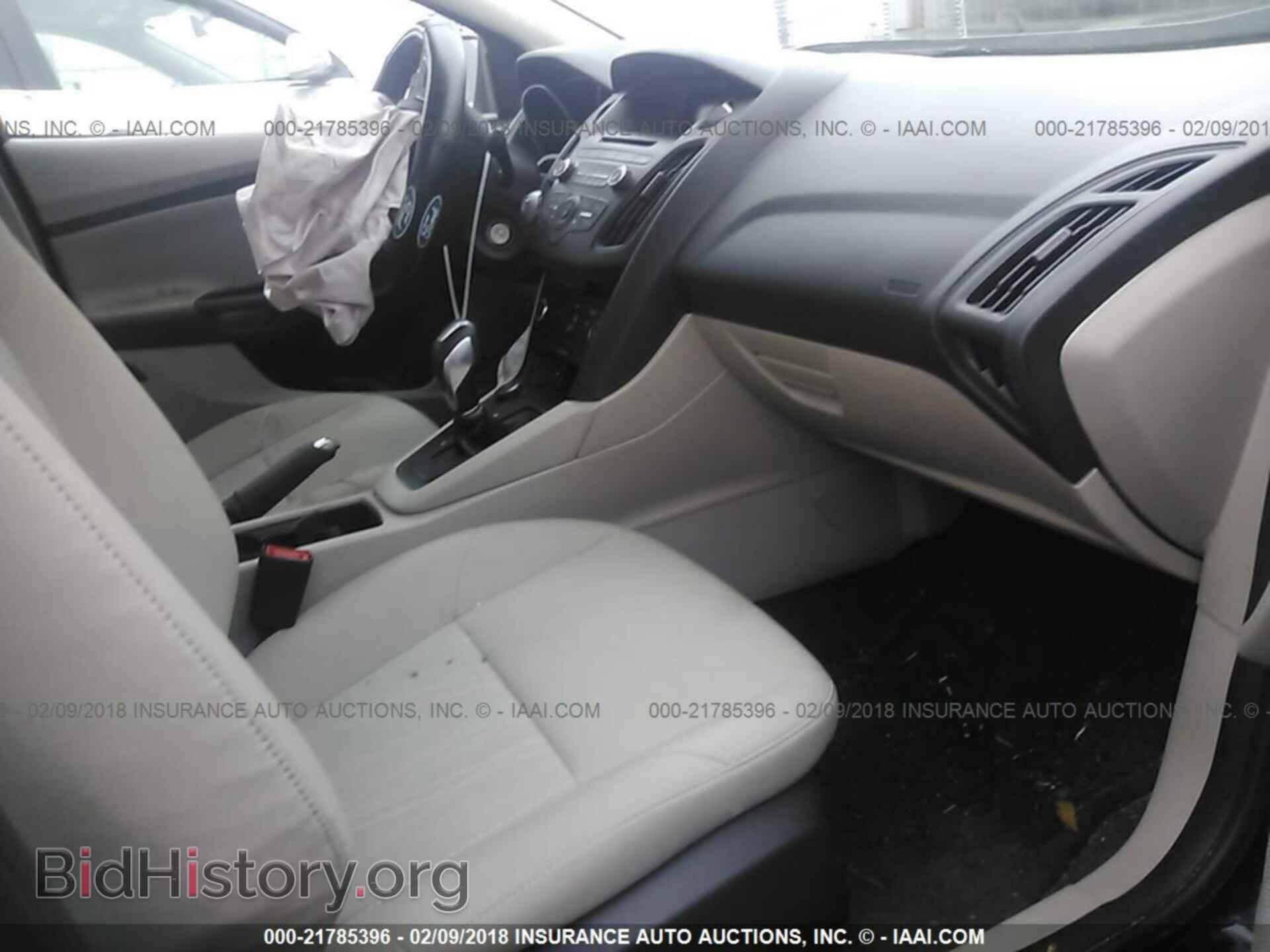 2016 Ford Focus - VIN: 1FADP3F24GL292550 - Фото 5