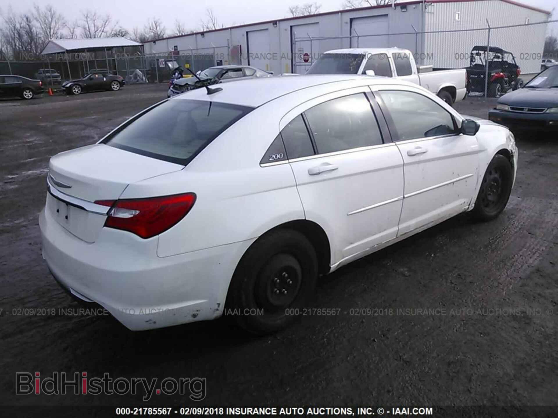 2011 Chrysler 200 - VIN: 1C3BC4FB7BN553769 - Photo 4