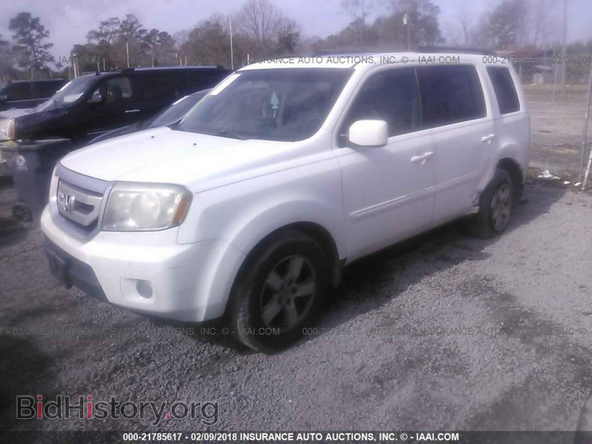 2011 Honda Pilot - VIN: 5FNYF3H56BB040591 - Фото 2