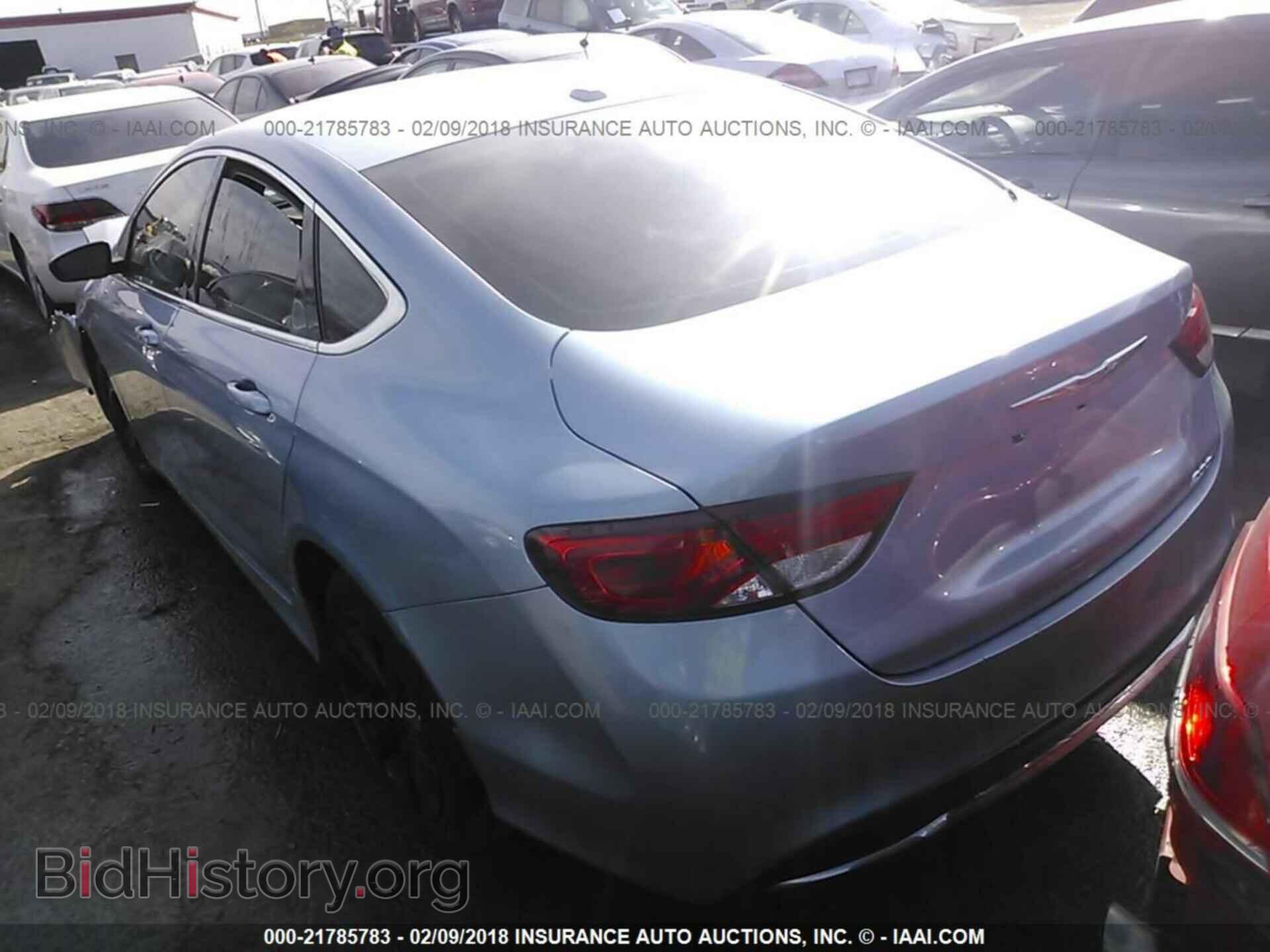 2015 Chrysler 200 - VIN: 1C3CCCAB3FN734525 - Фото 3