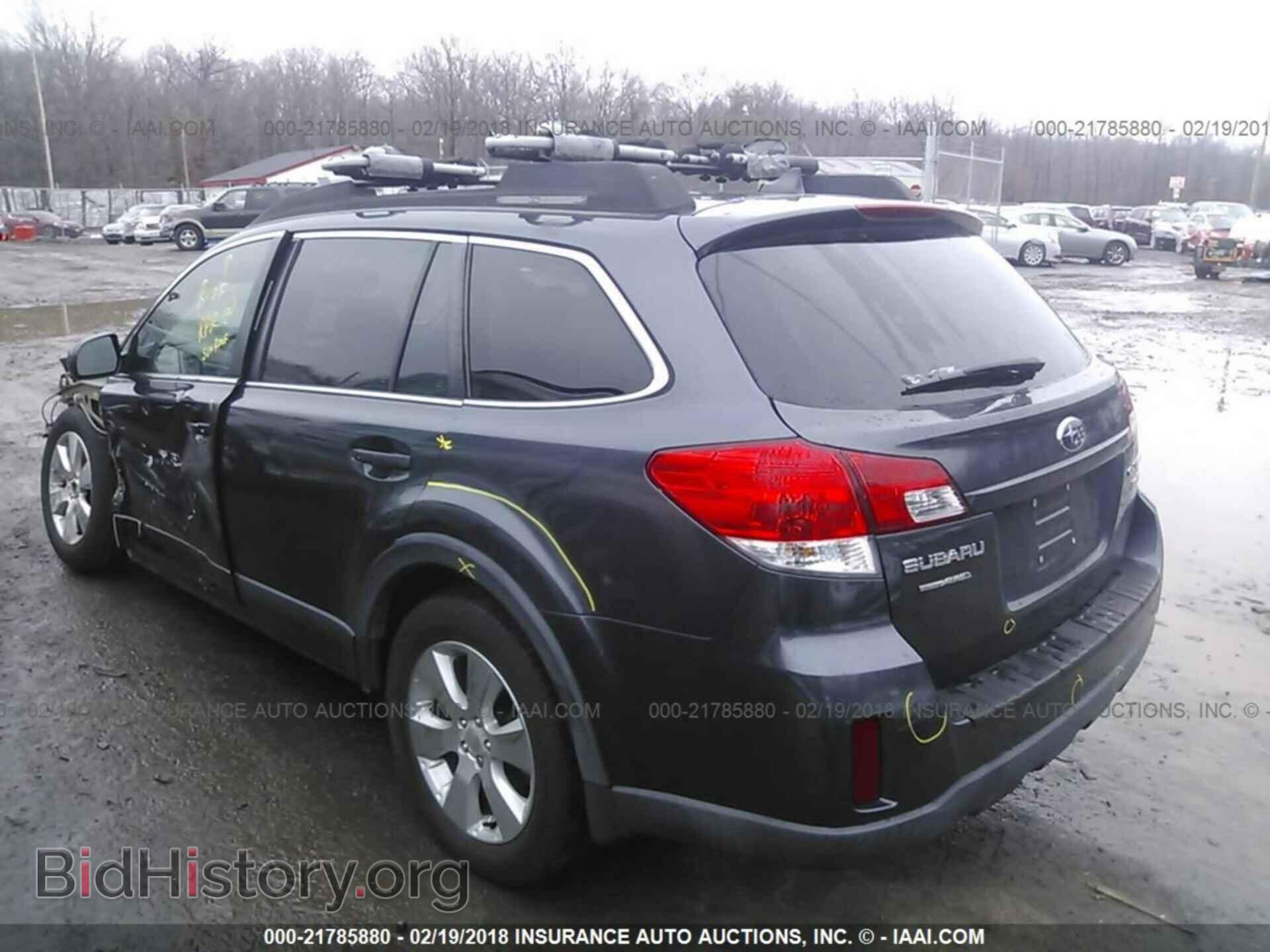 2011 Subaru Outback - VIN: 4S4BRDLC8B2346117 - Фото 3