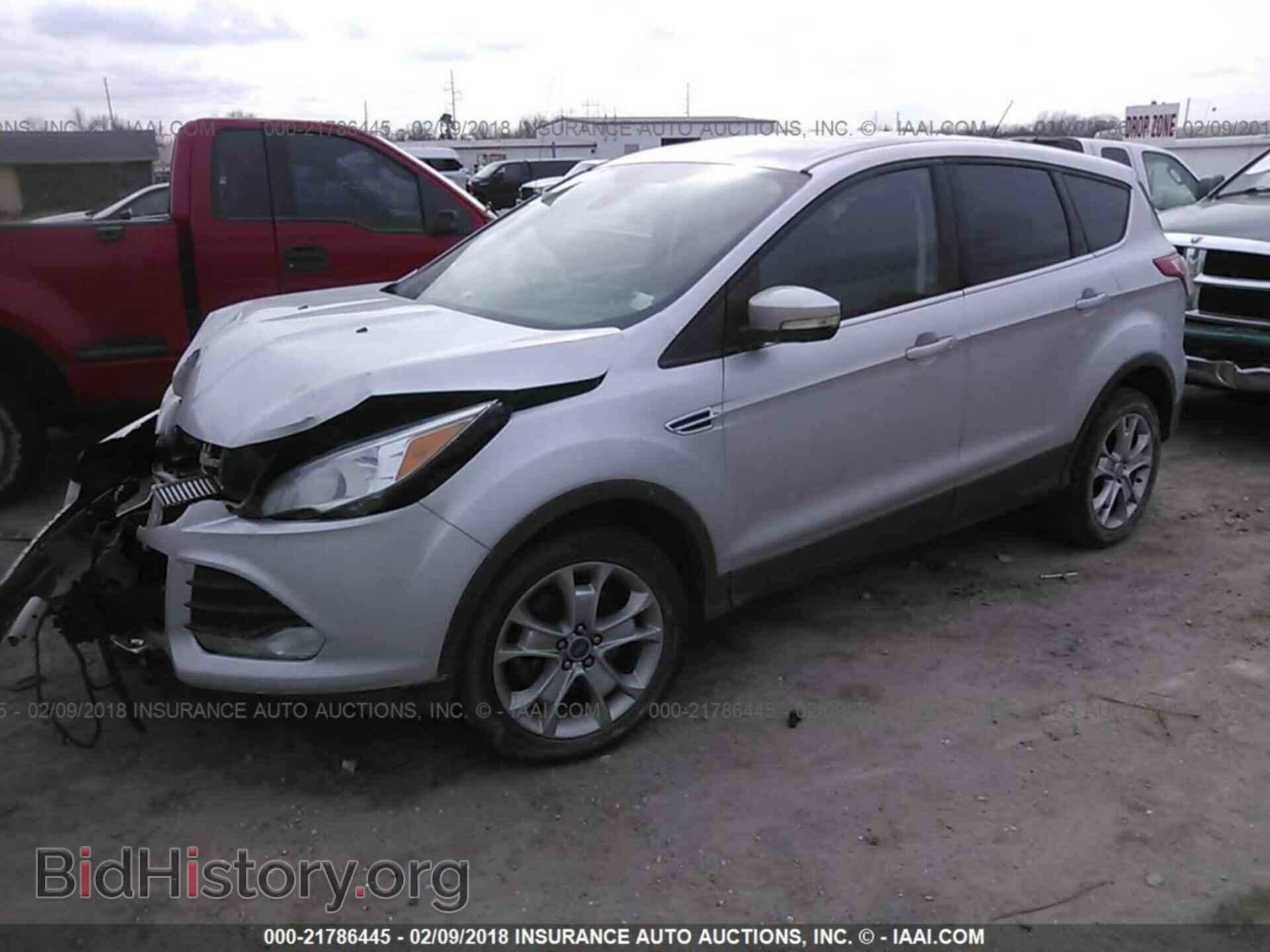 2013 Ford Escape - VIN: 1FMCU0H90DUA79457 - Фото 2