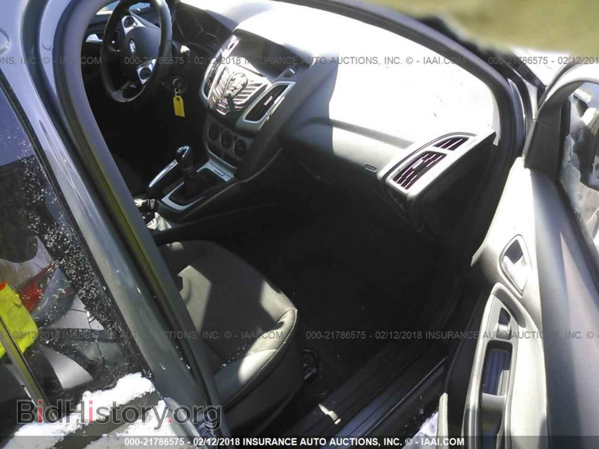 2013 Ford Focus - VIN: 1FADP3K28DL144001 - Photo 5