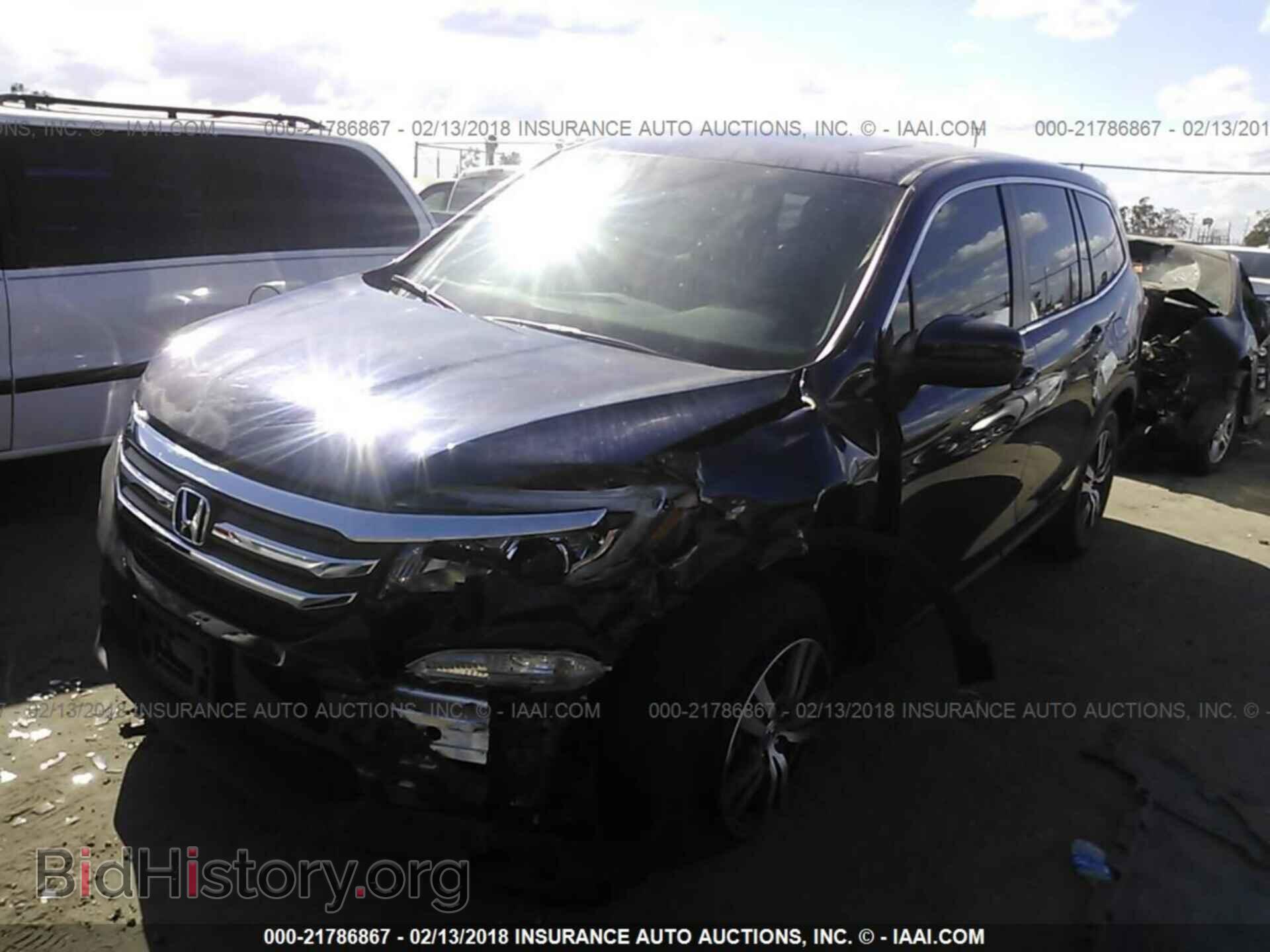 2017 Honda Pilot - VIN: 5FNYF5H59HB032408 - Фото 2