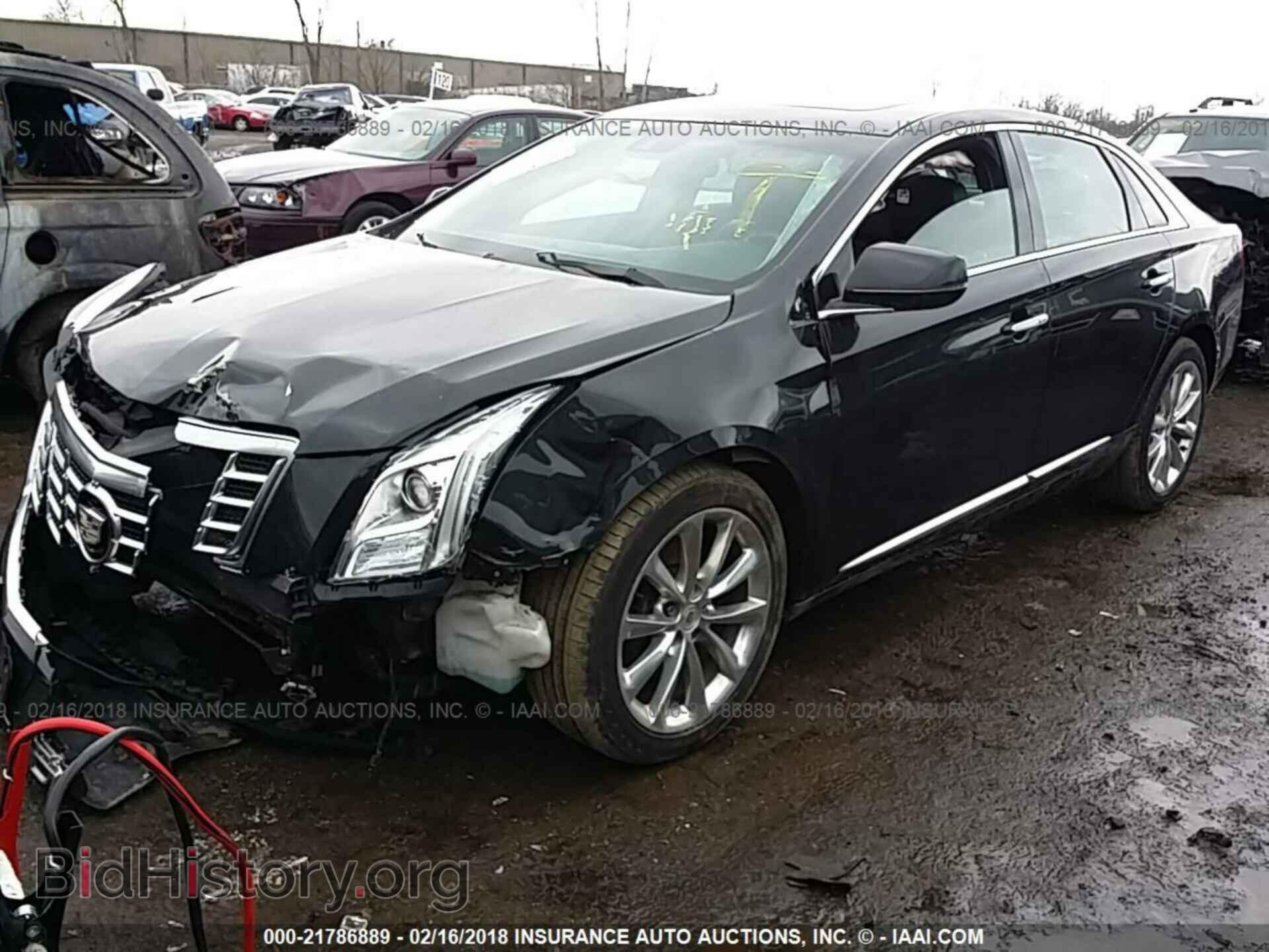 2013 Cadillac Xts - VIN: 2G61R5S32D9167862 - Photo 2