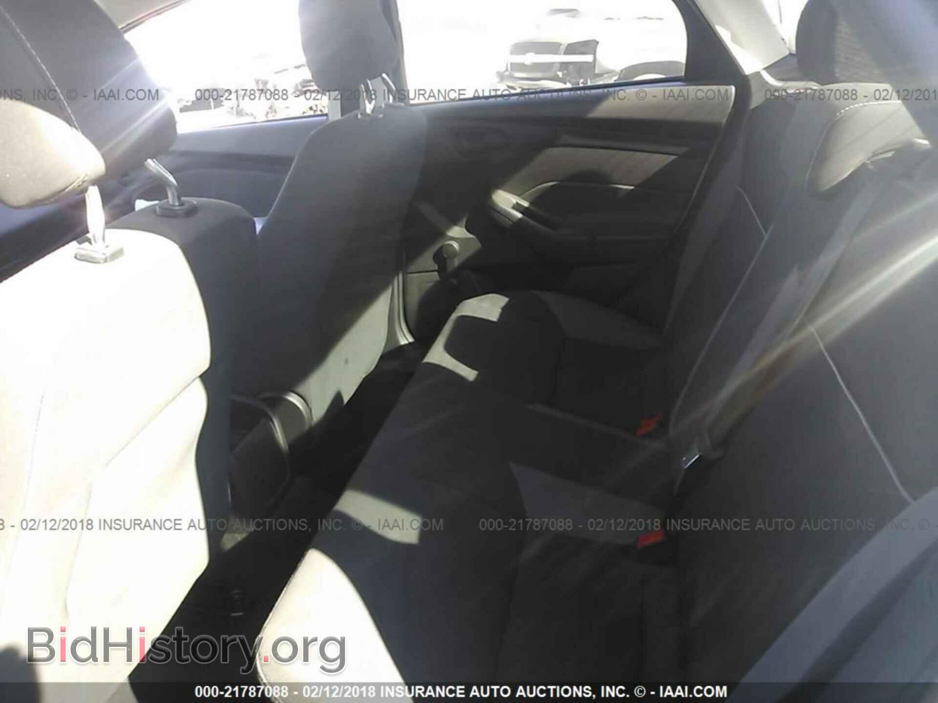 2013 Ford Focus - VIN: 1FADP3E26DL307952 - Photo 8