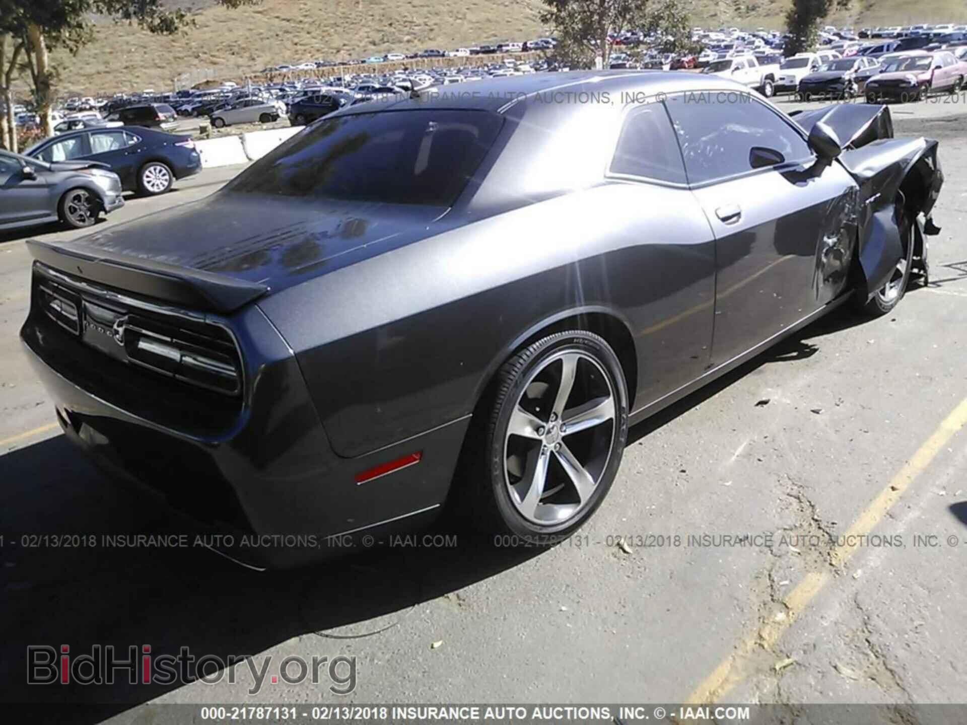 2016 Dodge Challenger - VIN: 2C3CDZBT5GH217776 - Photo 4