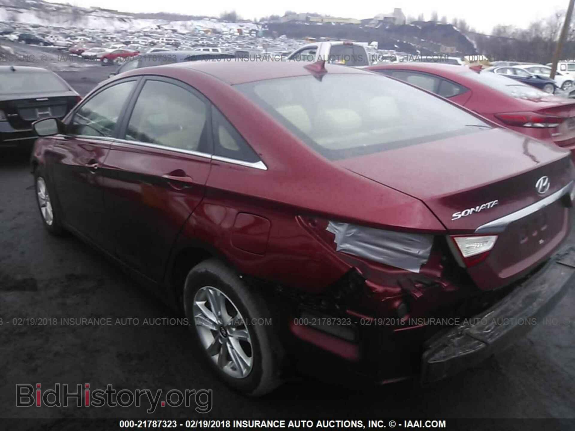 2012 Hyundai Sonata - VIN: 5NPEB4AC8CH427093 - Photo 3