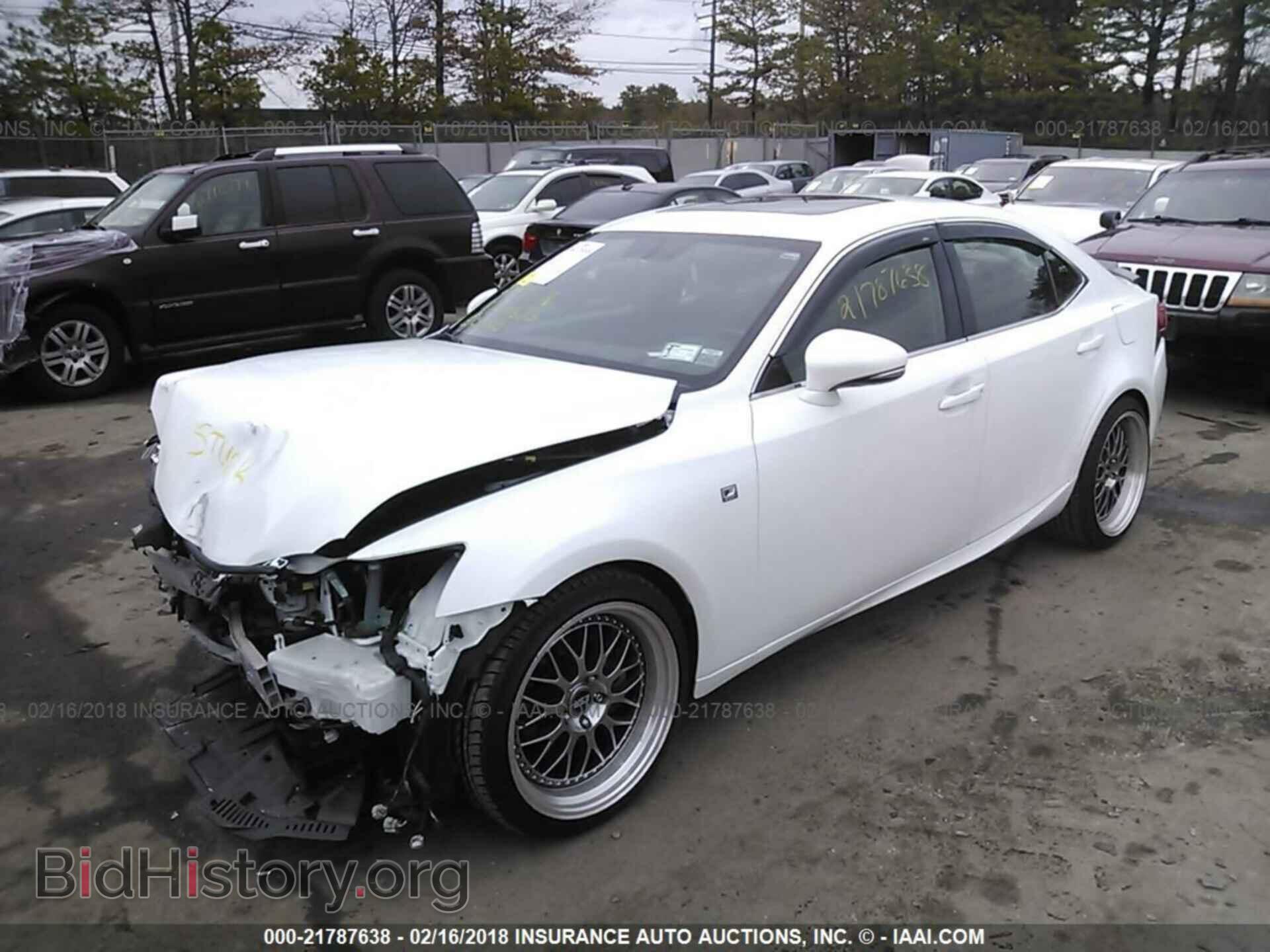 2014 Lexus Is - VIN: JTHCF1D24E5014098 - Photo 2