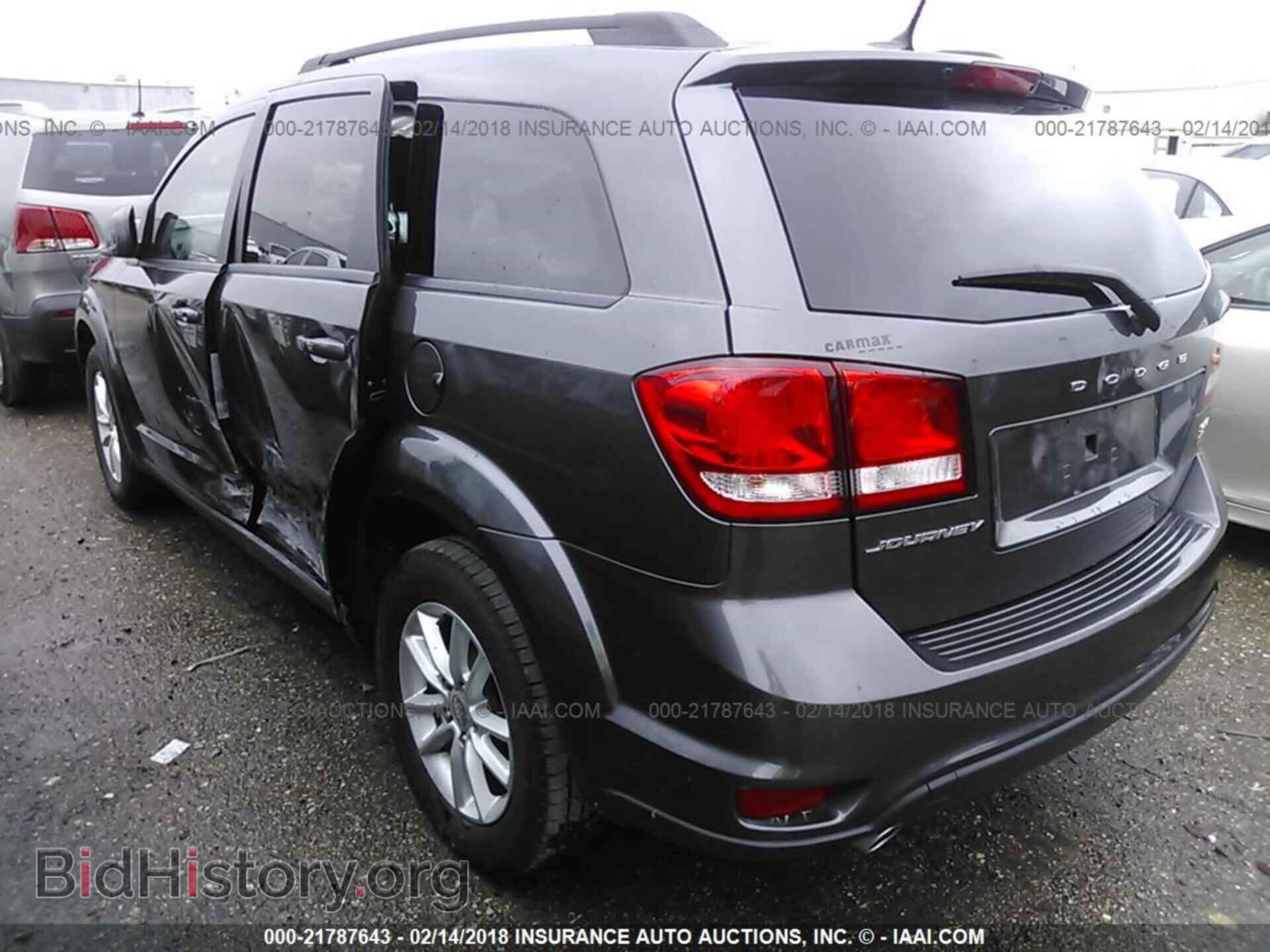 2015 Dodge Journey - VIN: 3C4PDCBGXFT658340 - Photo 3