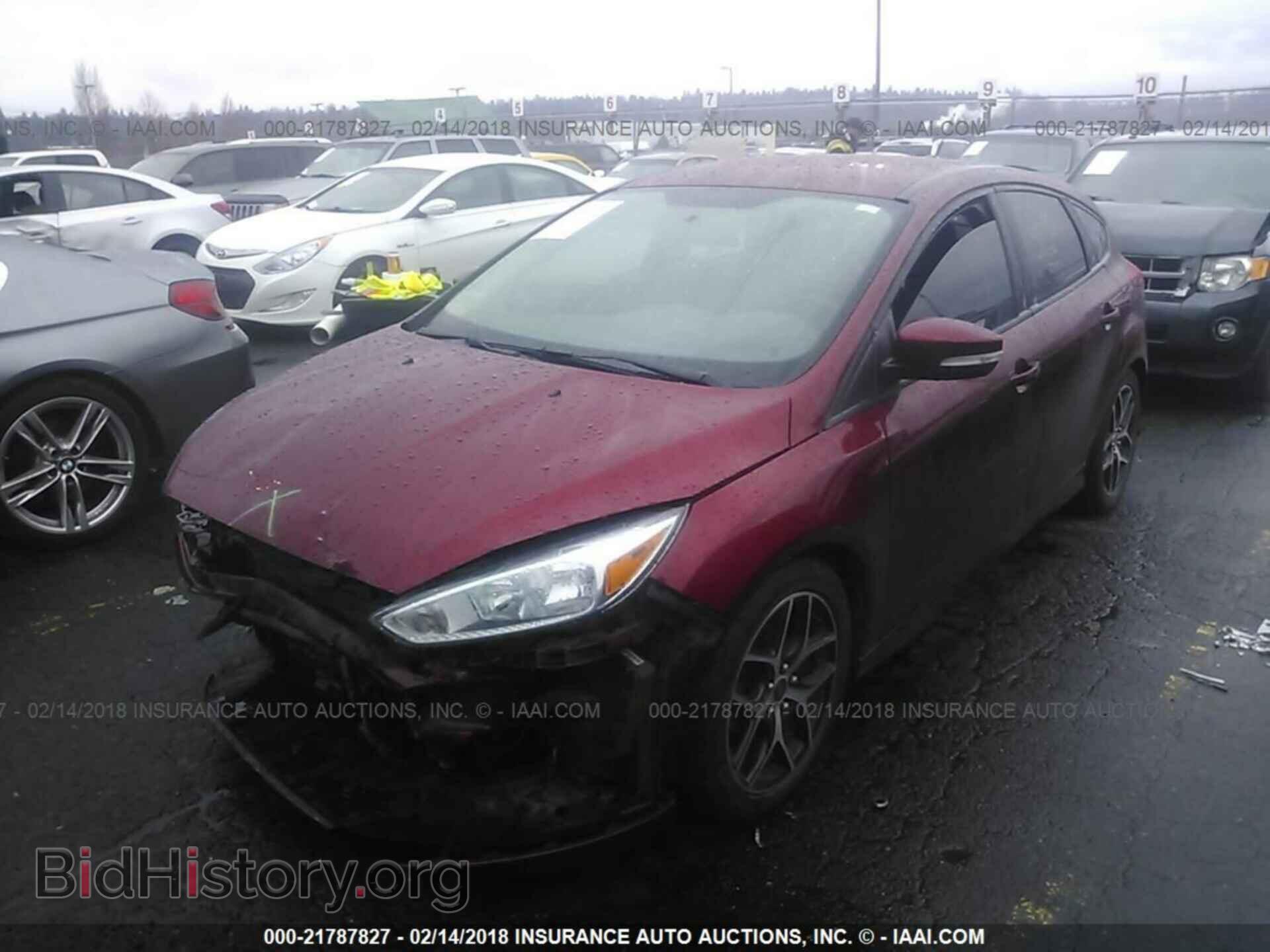 2016 Ford Focus - VIN: 1FADP3K20GL238944 - Фото 2