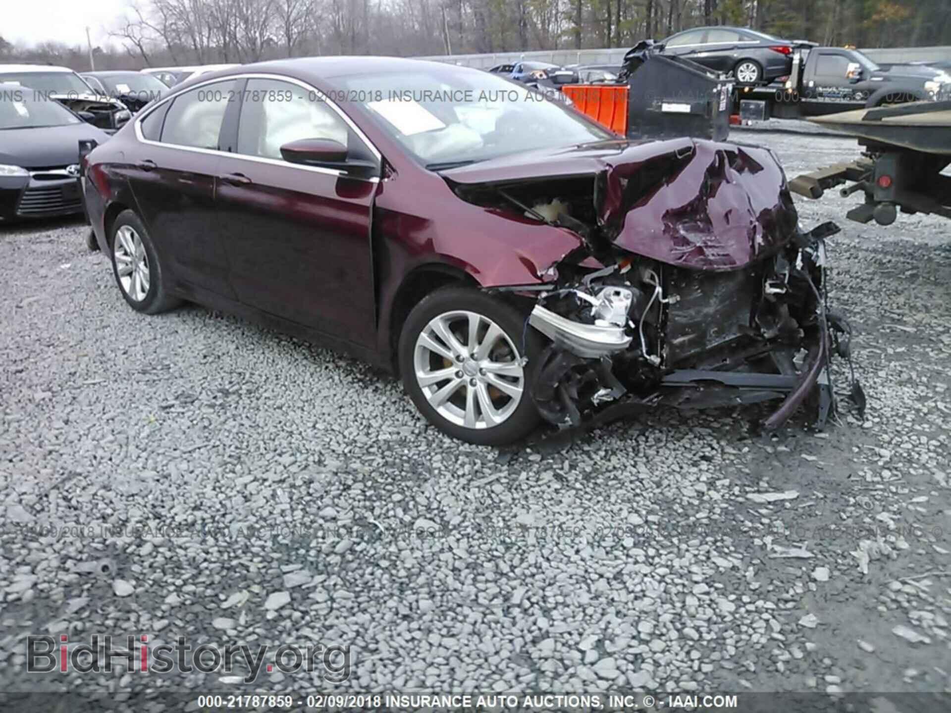 Photo 1C3CCCAB5FN732212 - Chrysler 200 2015