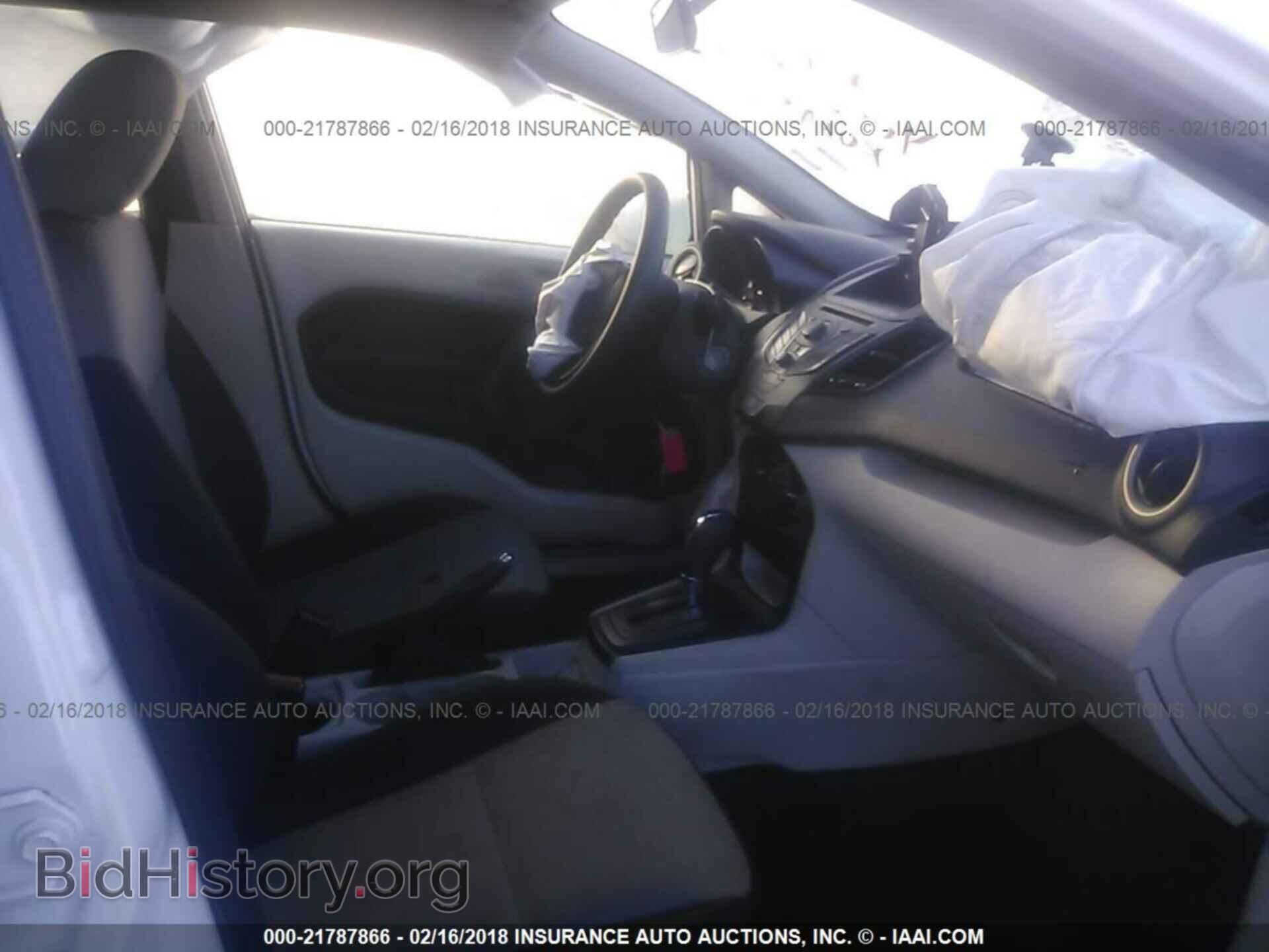 2011 Ford Fiesta - VIN: 3FADP4AJ4BM116786 - Фото 5
