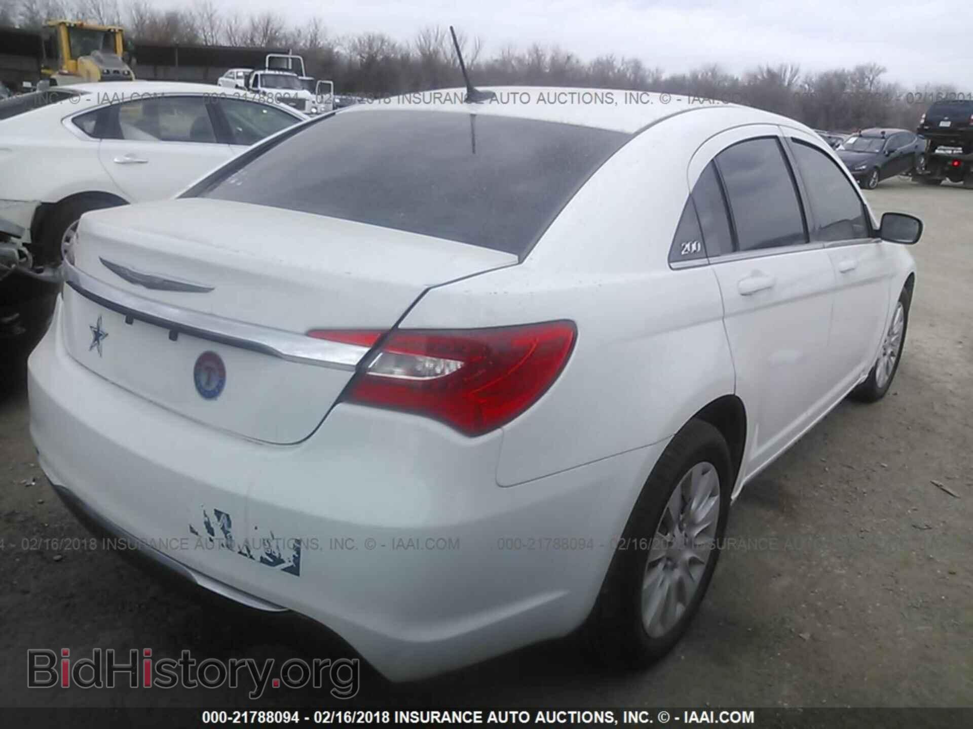 2013 Chrysler 200 - VIN: 1C3CCBAB1DN640344 - Фото 4