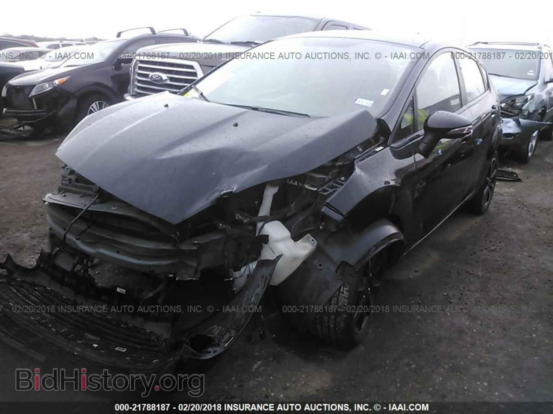 2015 Ford Fiesta - VIN: 3FADP4EJ9FM114595 - Фото 2