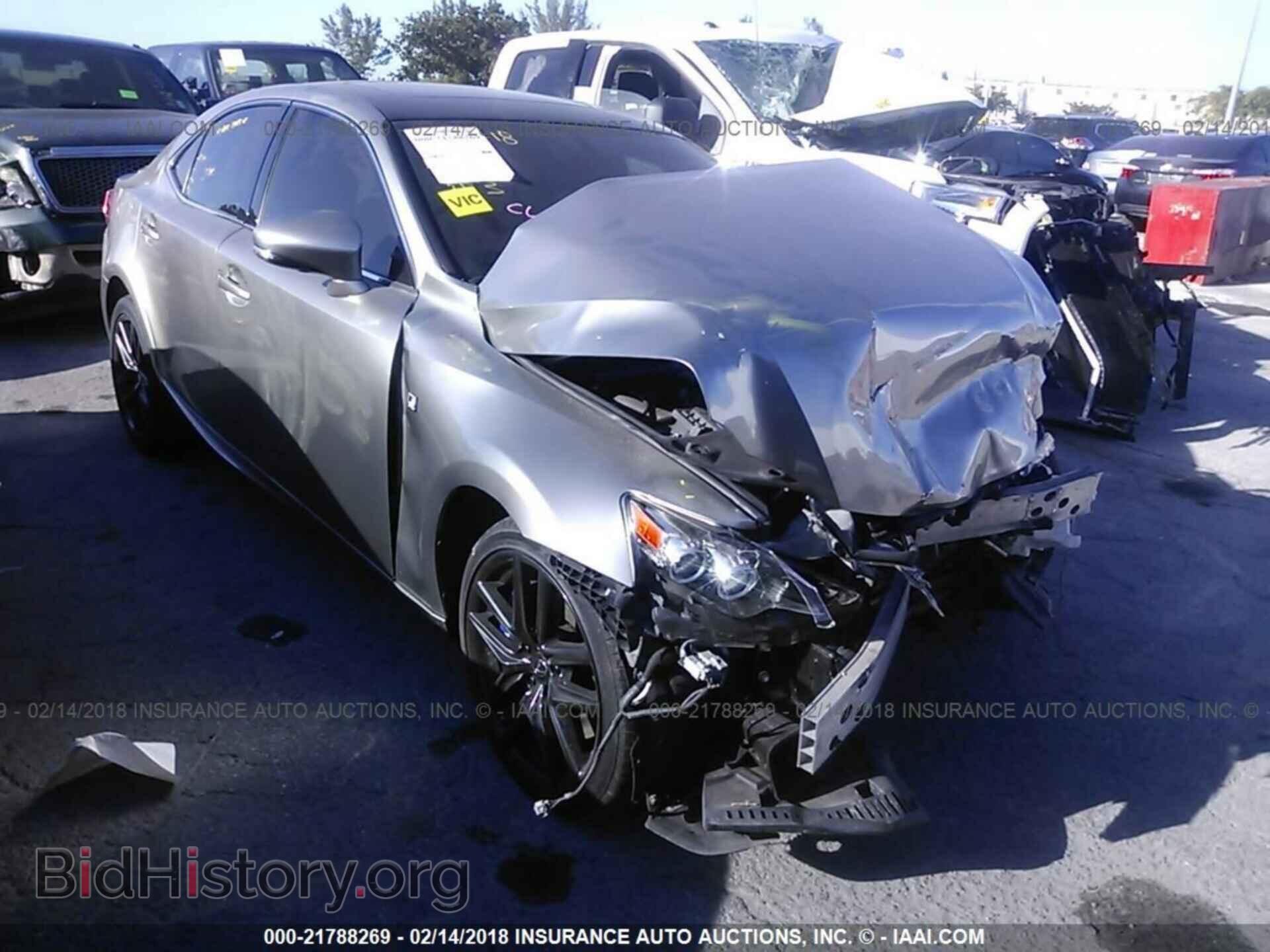 Photo JTHBE1D24F5015235 - Lexus Is 2015