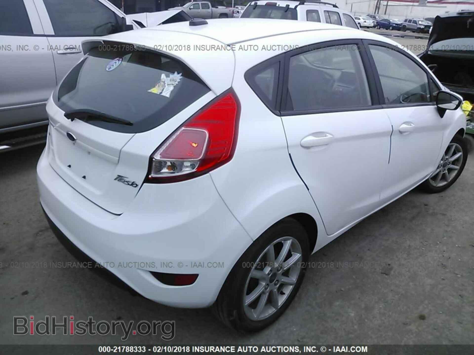 2015 Ford Fiesta - VIN: 3FADP4EJ0FM200636 - Фото 4