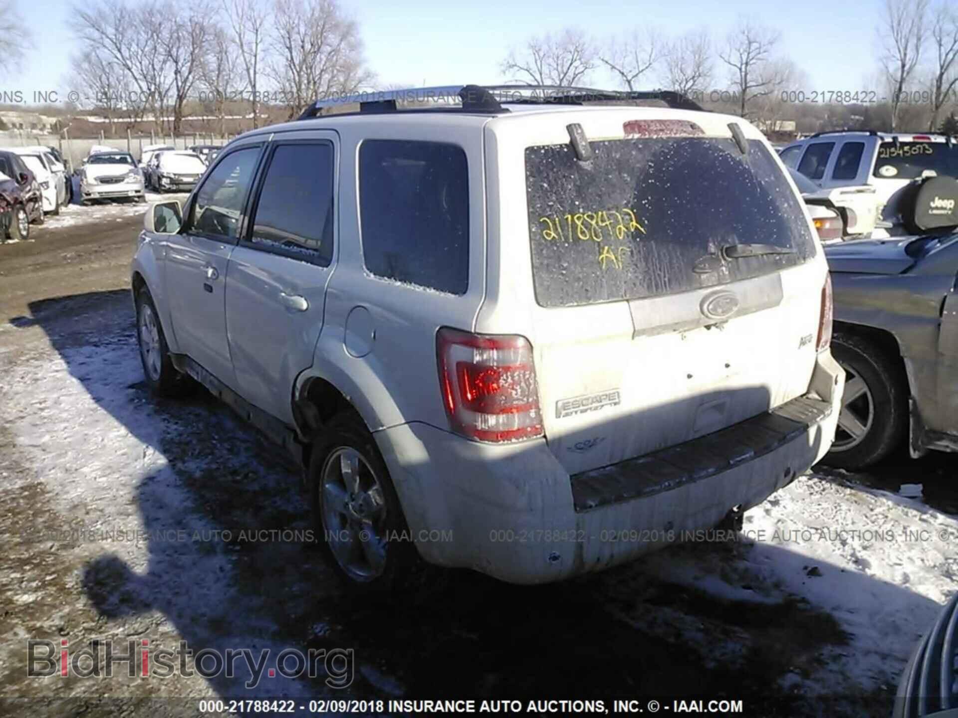 2012 Ford Escape - VIN: 1FMCU9EG1CKB04321 - Photo 3