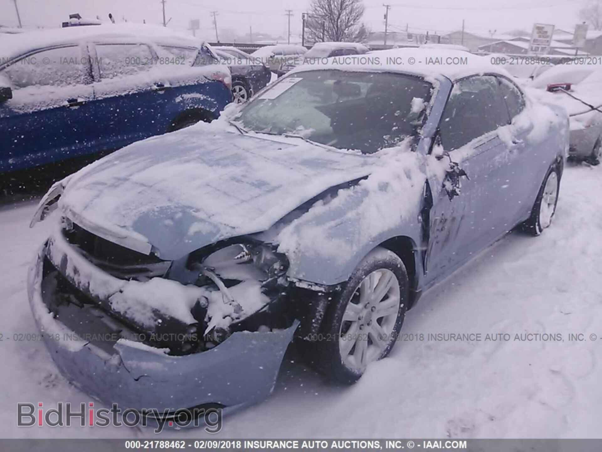 2014 Chrysler 200 - VIN: 1C3BCBEB1EN117042 - Фото 2