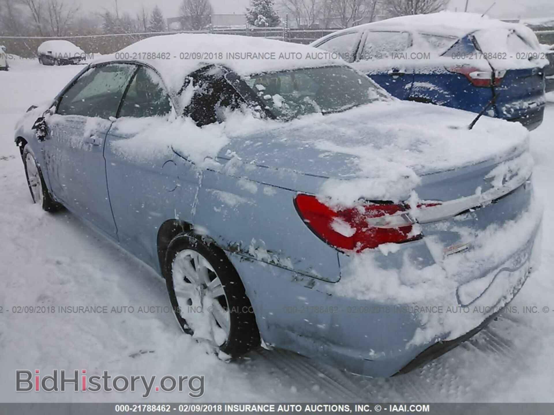 2014 Chrysler 200 - VIN: 1C3BCBEB1EN117042 - Фото 3