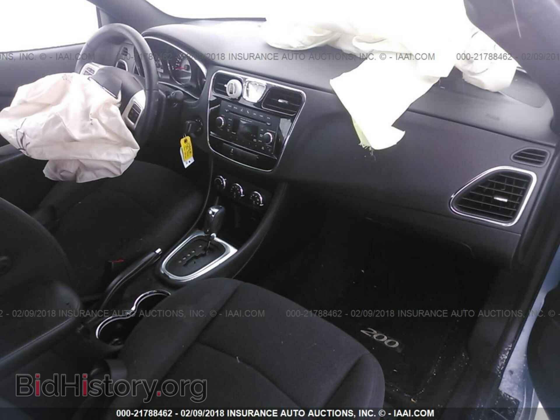2014 Chrysler 200 - VIN: 1C3BCBEB1EN117042 - Фото 5