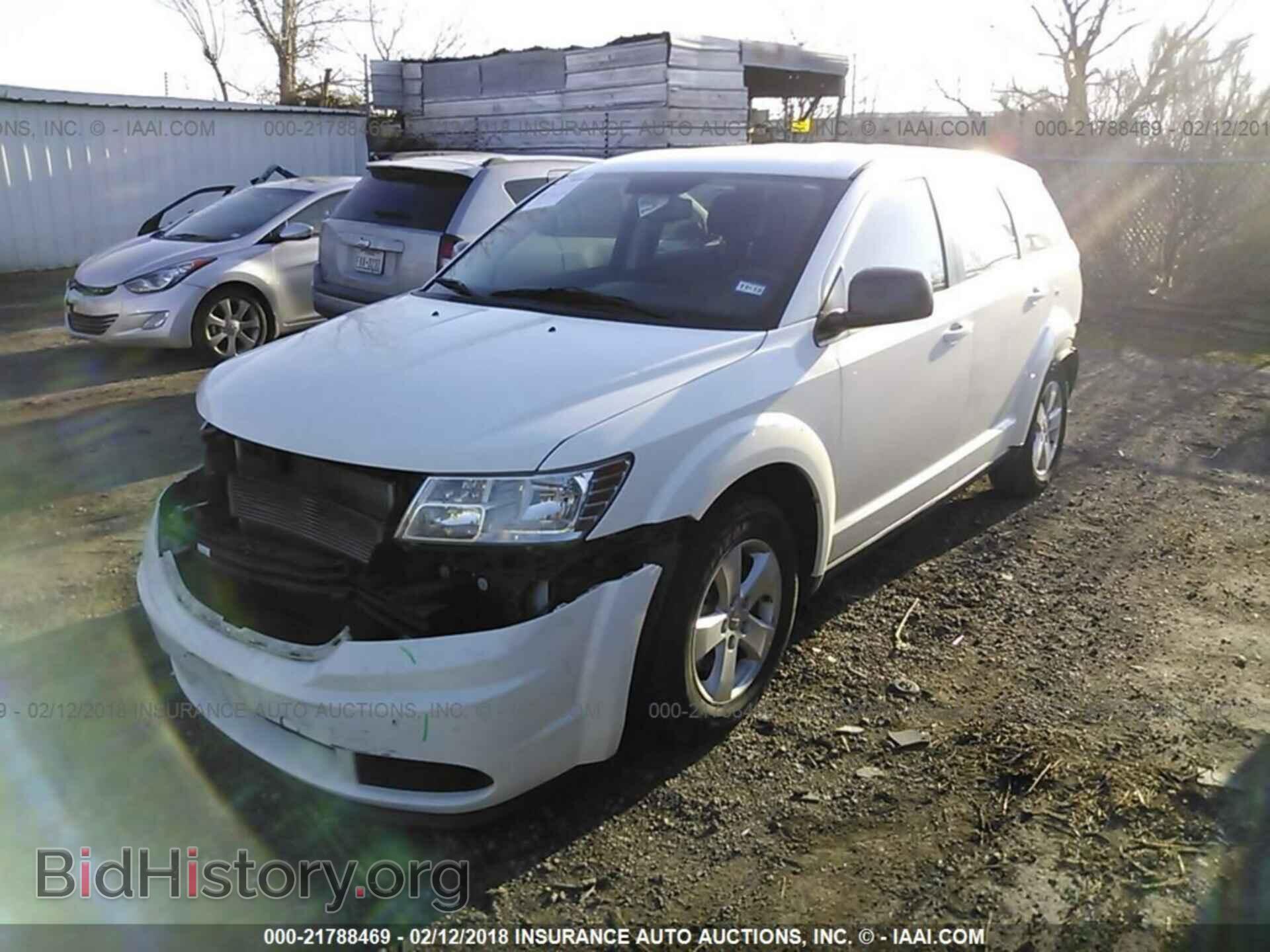 2013 Dodge Journey - VIN: 3C4PDCAB6DT538697 - Фото 2