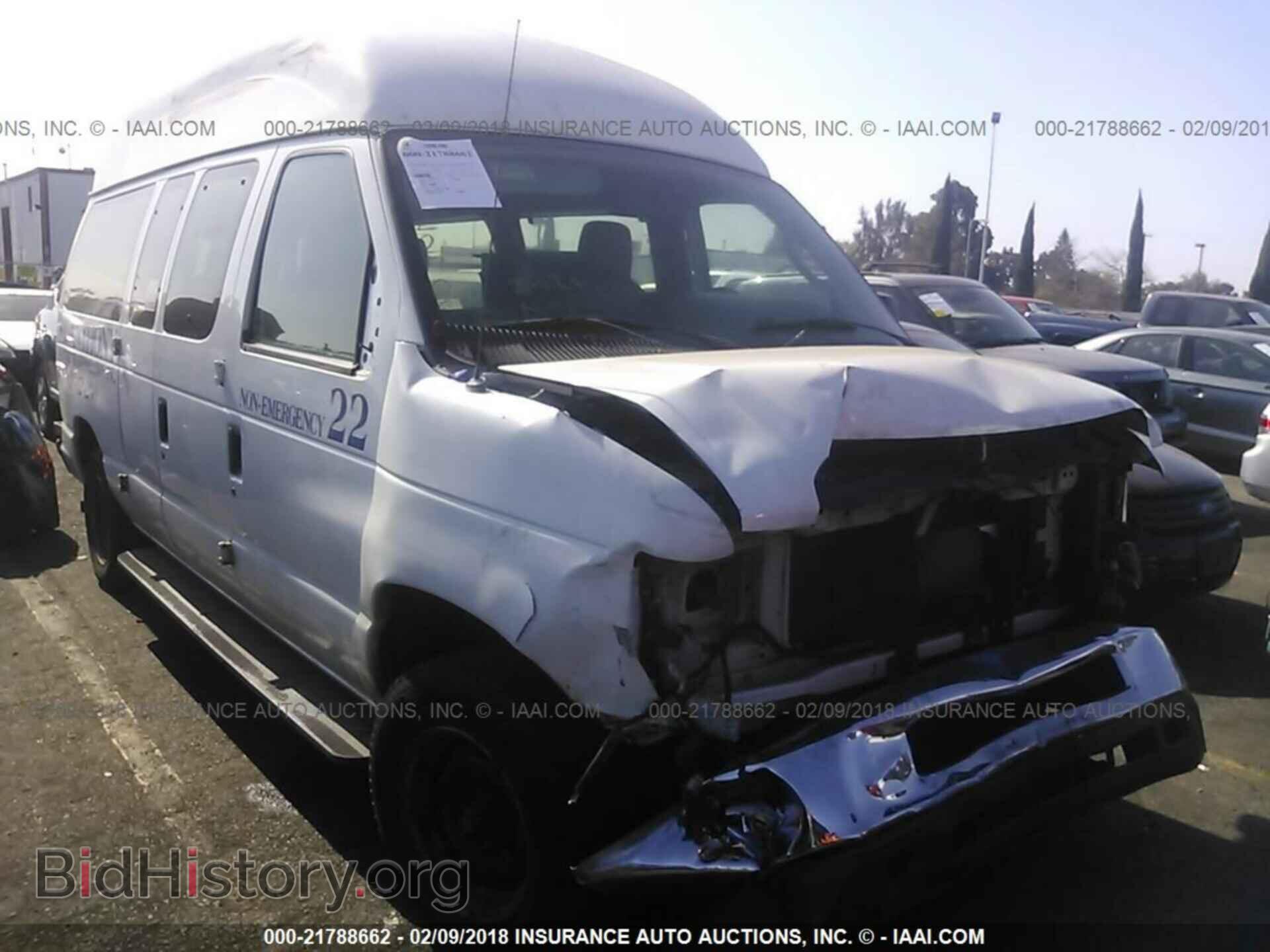 Photo 1FTNE1EW0BDA40391 - Ford Econoline 2011