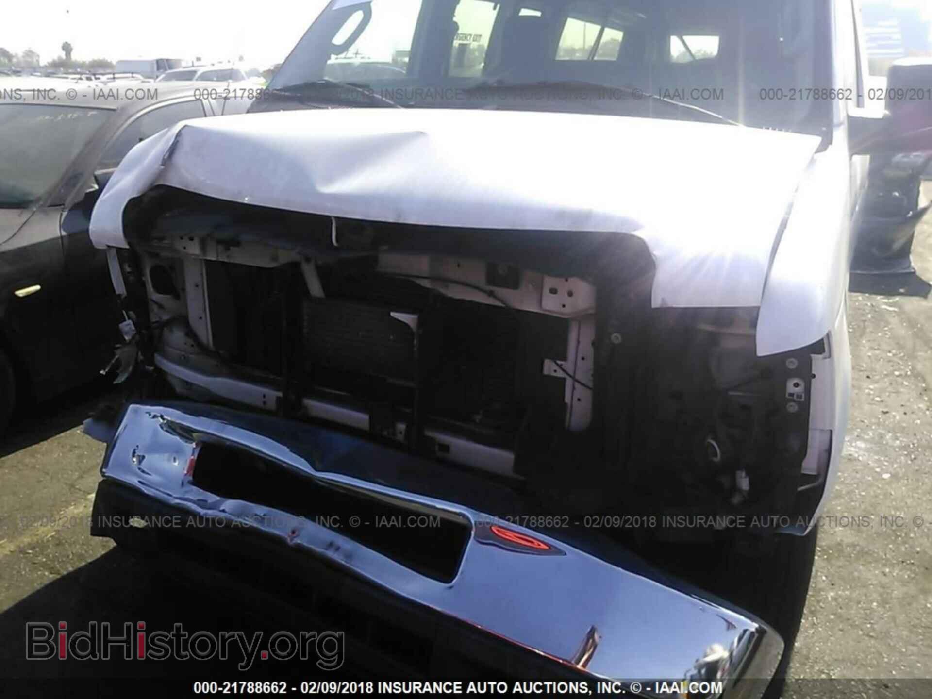 2011 Ford Econoline - VIN: 1FTNE1EW0BDA40391 - Фото 6