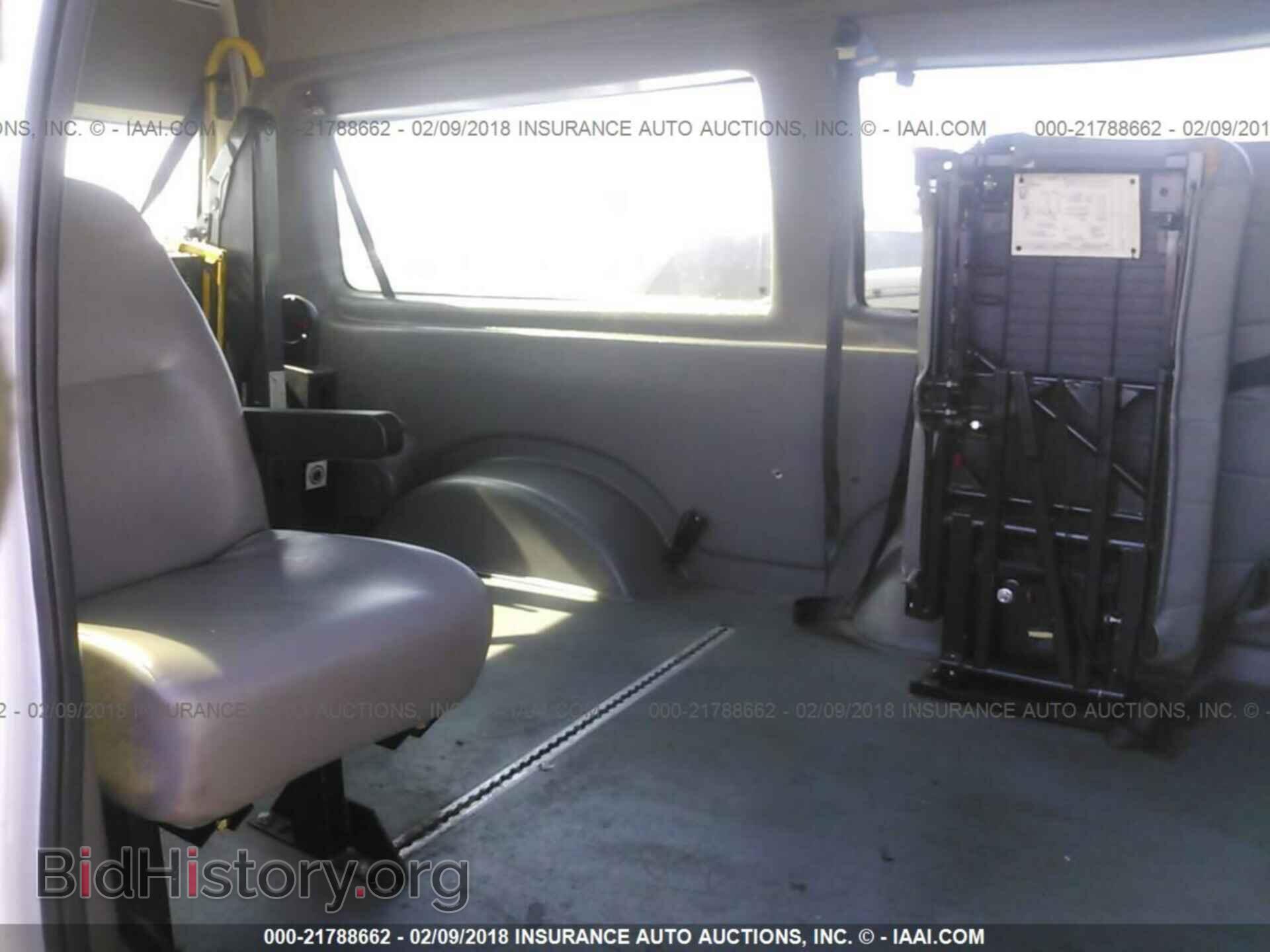 2011 Ford Econoline - VIN: 1FTNE1EW0BDA40391 - Фото 8