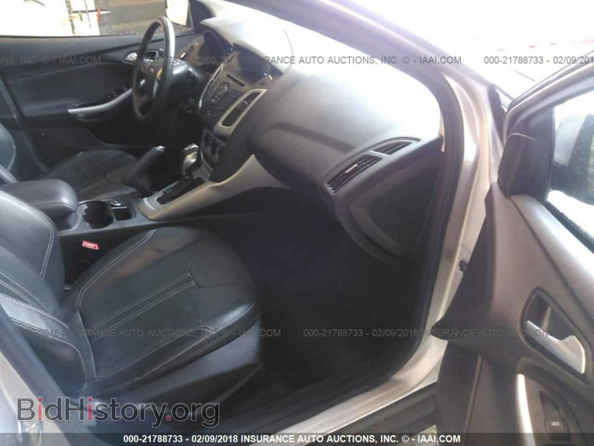 2014 Ford Focus - VIN: 1FADP3F29EL402831 - Photo 5